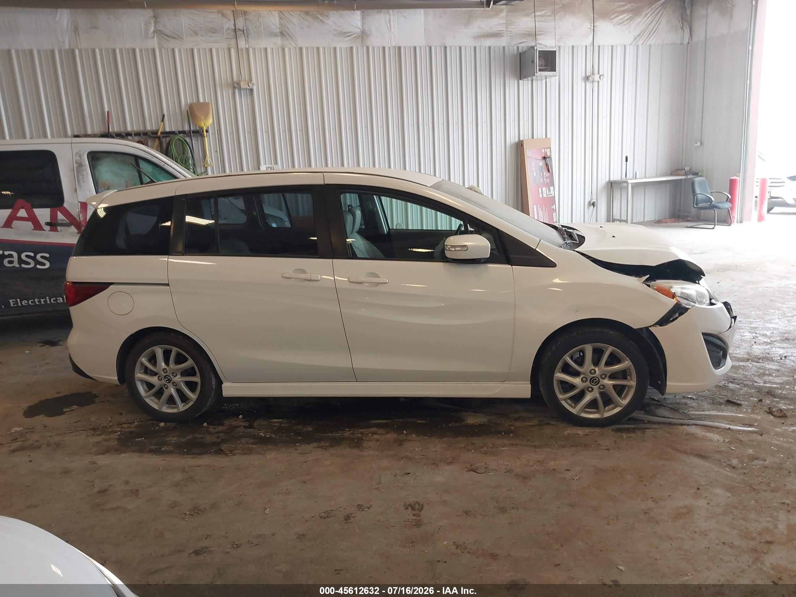 2015 Mazda Mazda5 Touring White vin: JM1CW2CL9F0180004