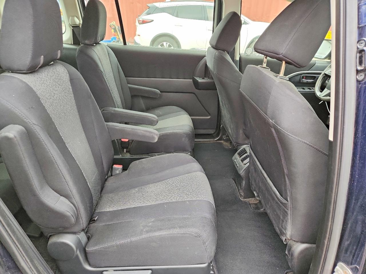 2012 Mazda 5 Синий vin: JM1CW2CLXC0126142
