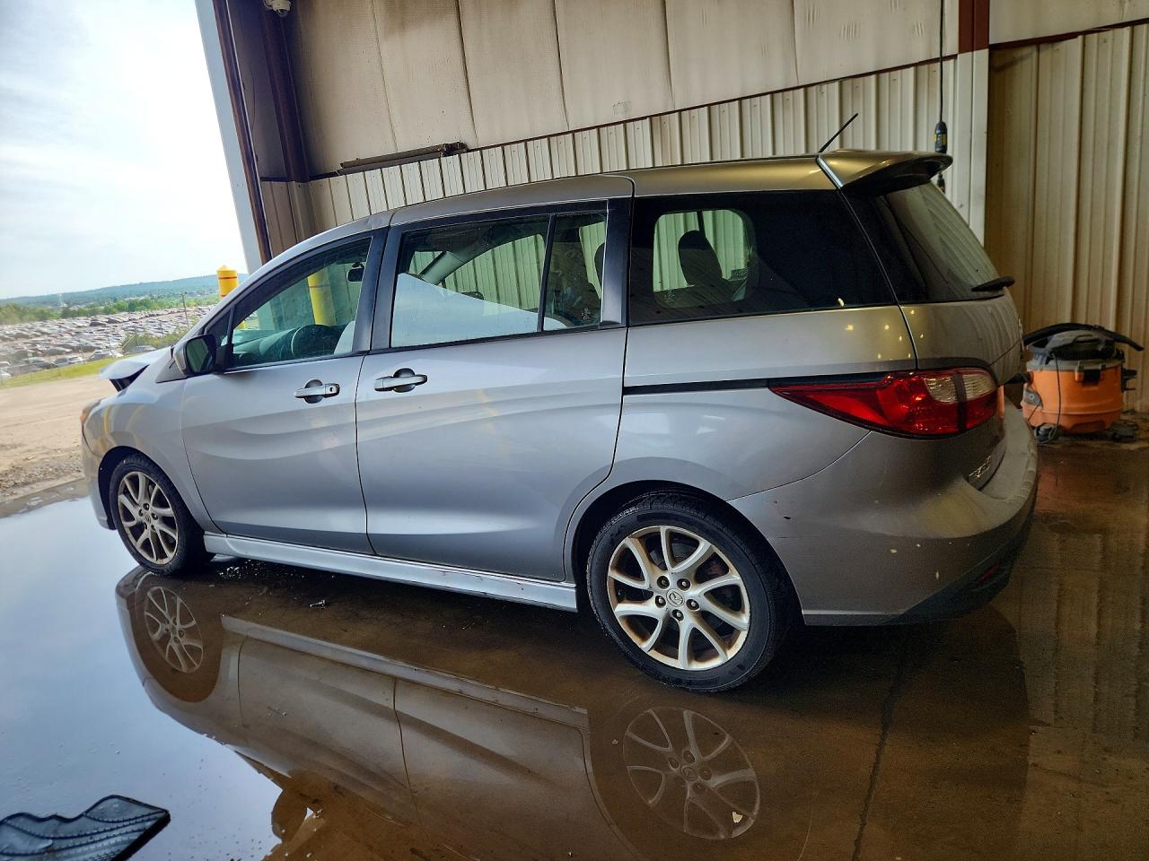 2012 Mazda 5 Silver vin: JM1CW2CLXC0141787