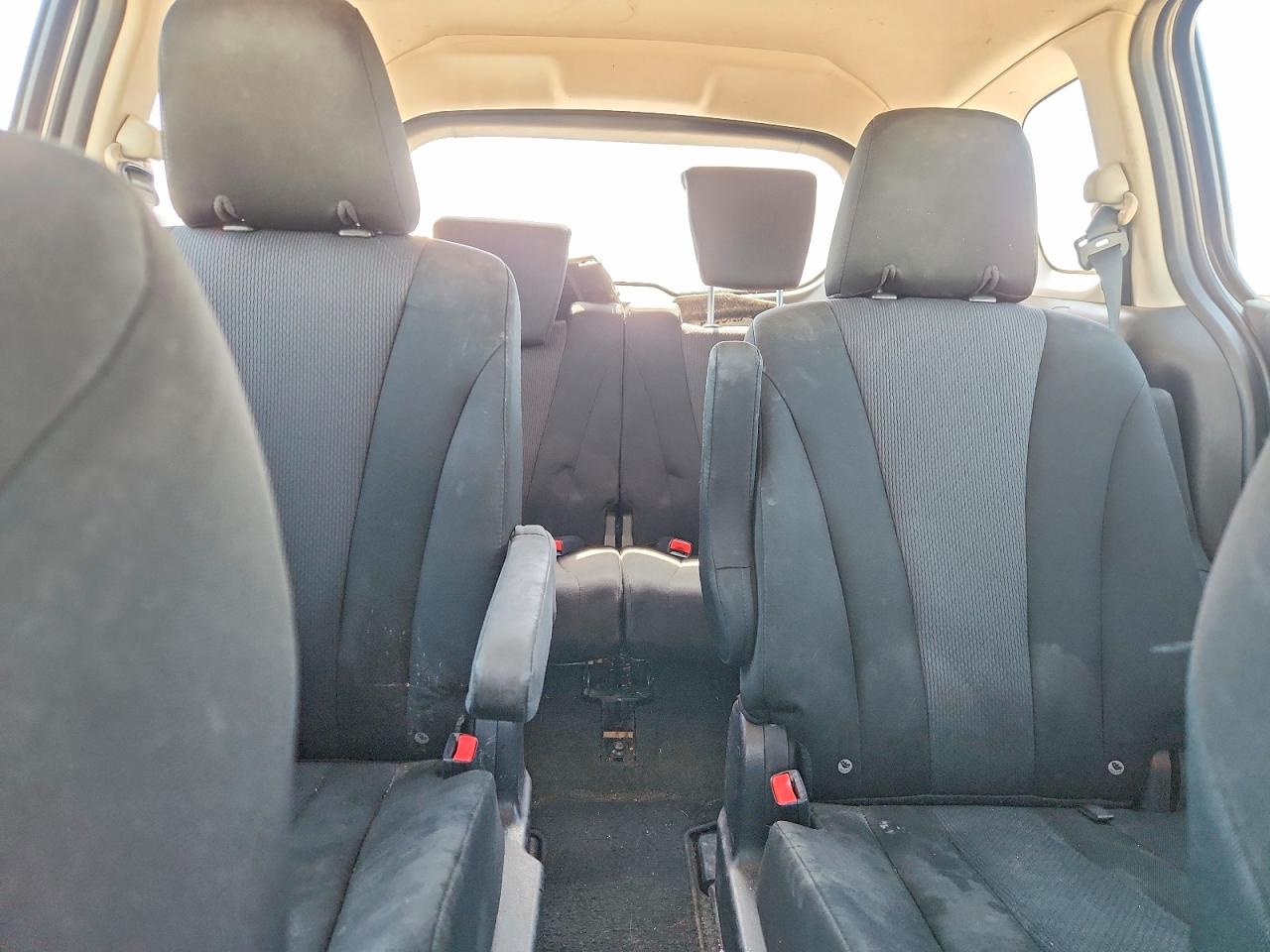 2013 Mazda 5 Silver vin: JM1CW2CLXD0150779