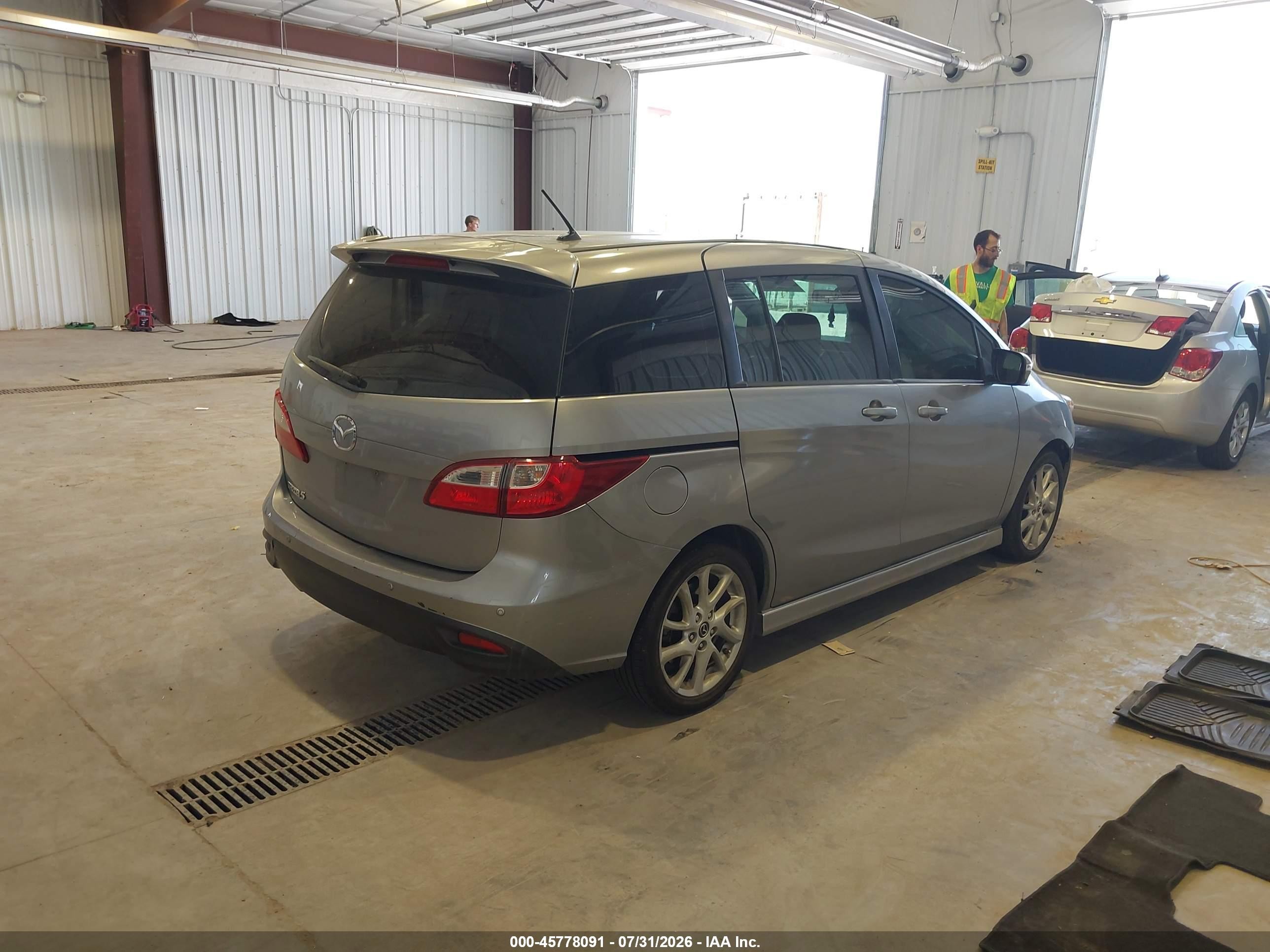 2013 Mazda Mazda5 Touring Silver vin: JM1CW2CLXD0153522
