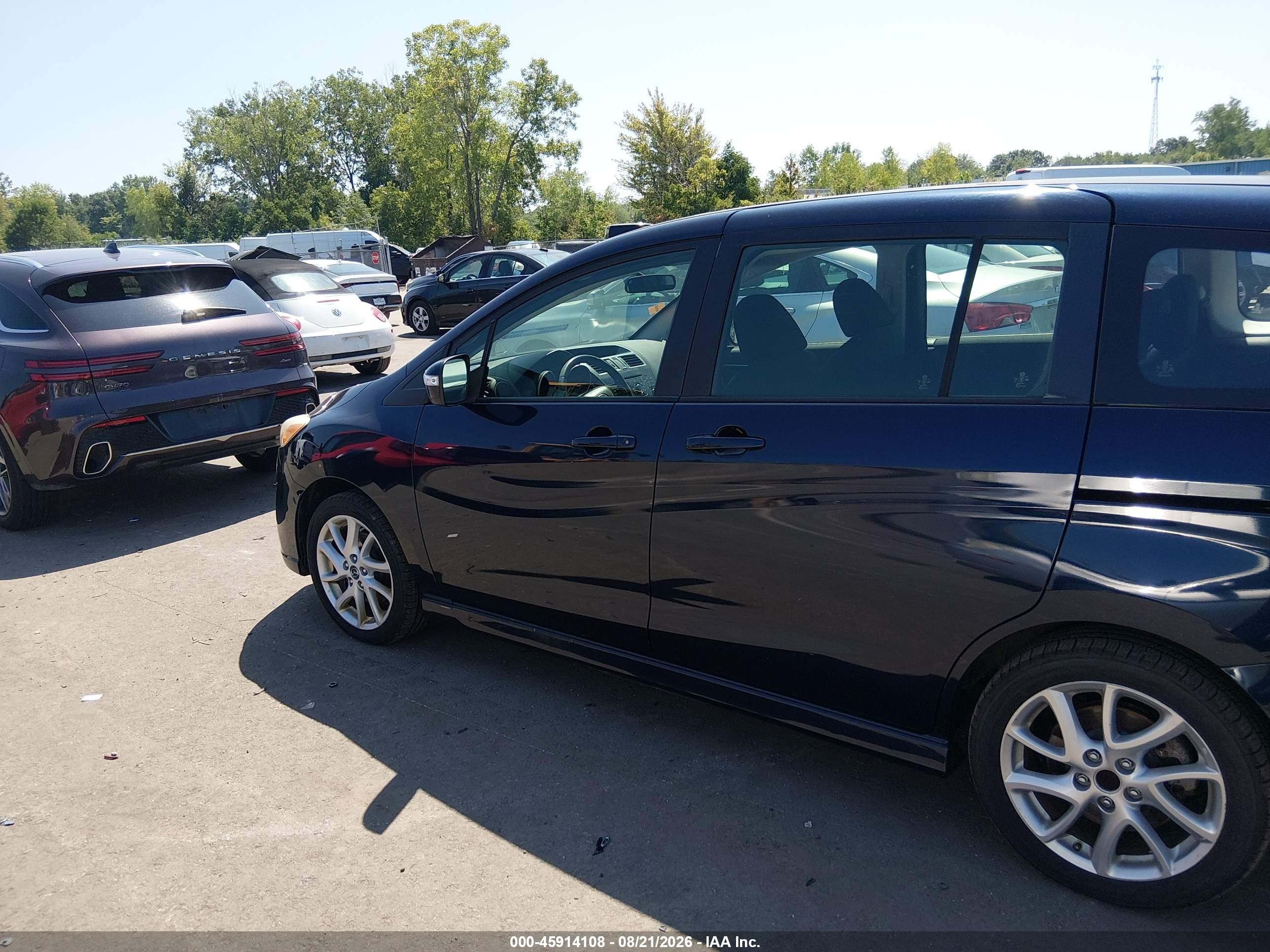 2014 Mazda Mazda5 Touring Dark Blue vin: JM1CW2CLXE0171133