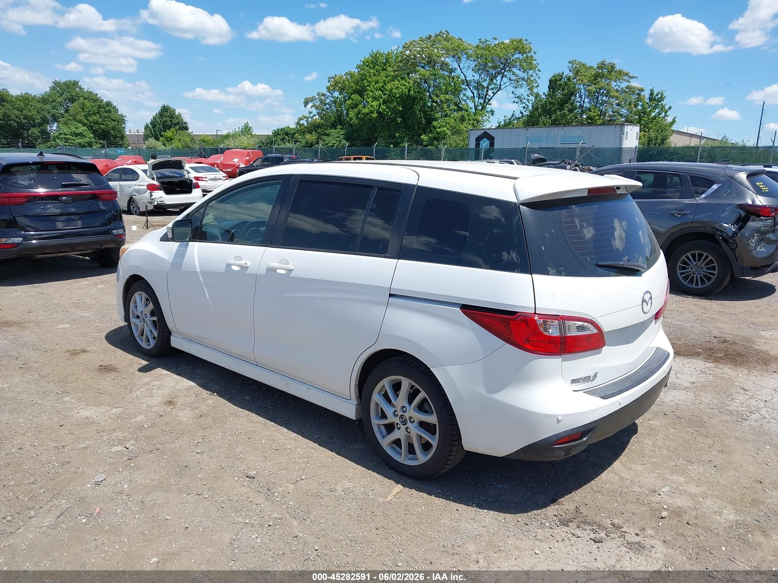 2015 Mazda Mazda5 Grand Touring White vin: JM1CW2DL0F0179659