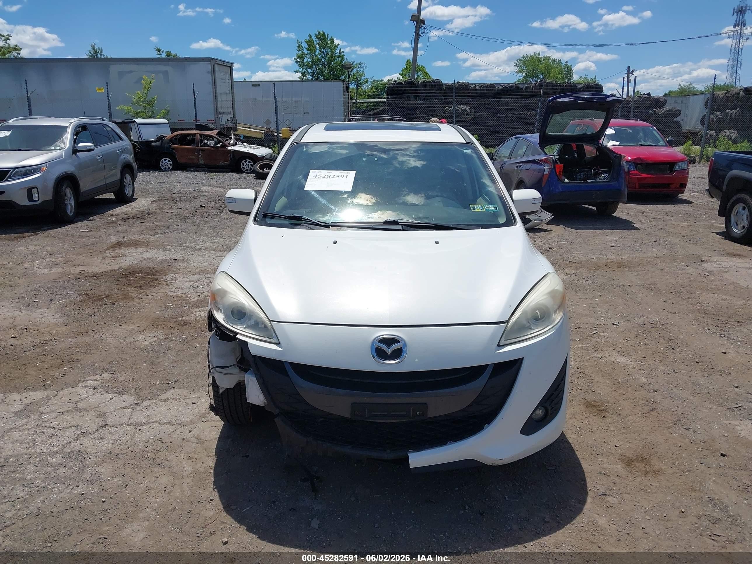 2015 Mazda Mazda5 Grand Touring White vin: JM1CW2DL0F0179659