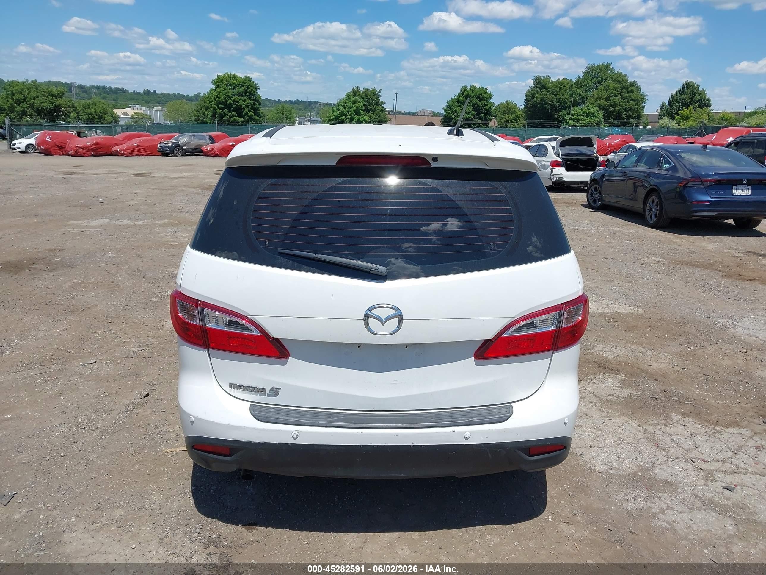 2015 Mazda Mazda5 Grand Touring White vin: JM1CW2DL0F0179659