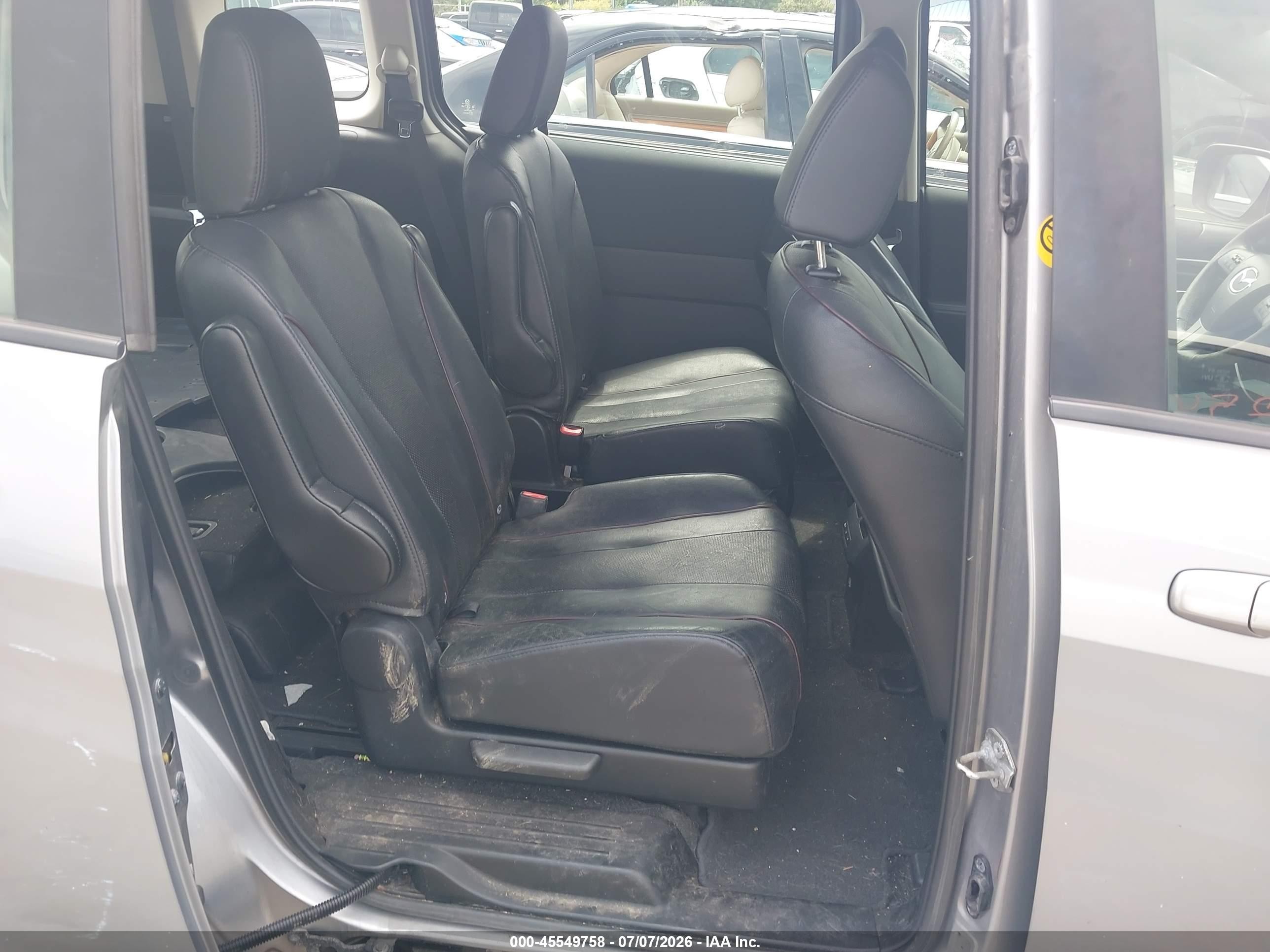 2015 Mazda Mazda5 Grand Touring Silver vin: JM1CW2DL0F0189379