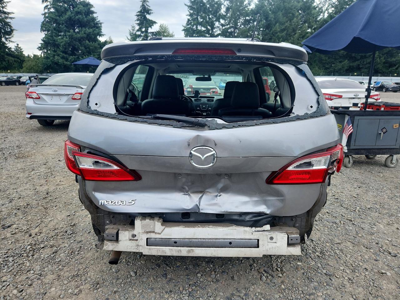2013 Mazda 5 Silver vin: JM1CW2DL1D0148174
