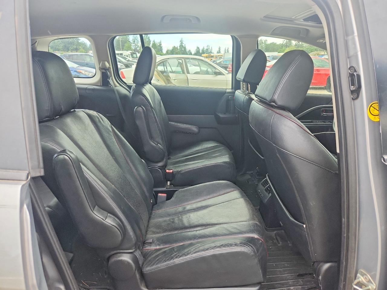 2013 Mazda 5 Silver vin: JM1CW2DL1D0148174
