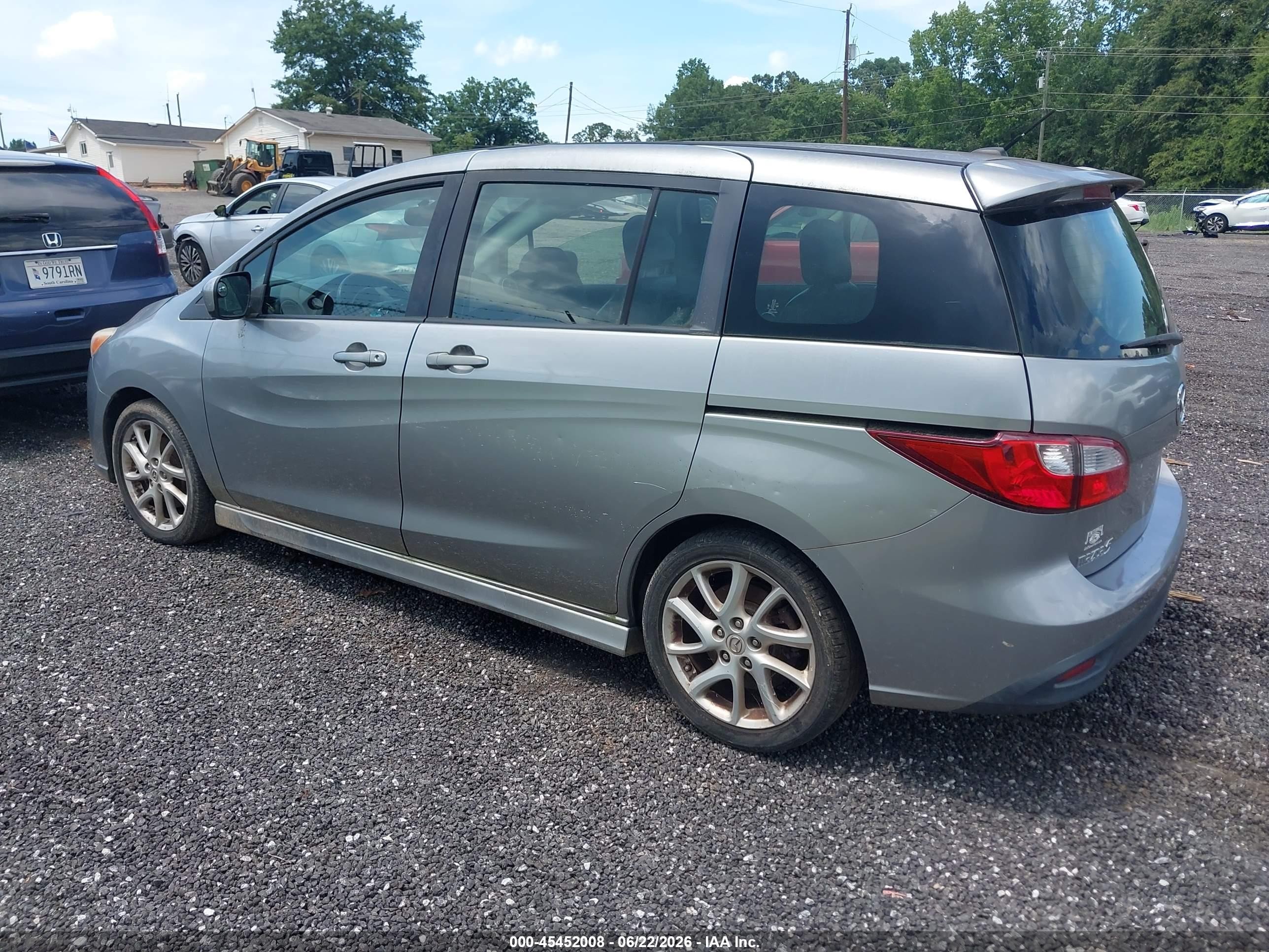 2012 Mazda Mazda5 Grand Touring Silver vin: JM1CW2DL2C0102187