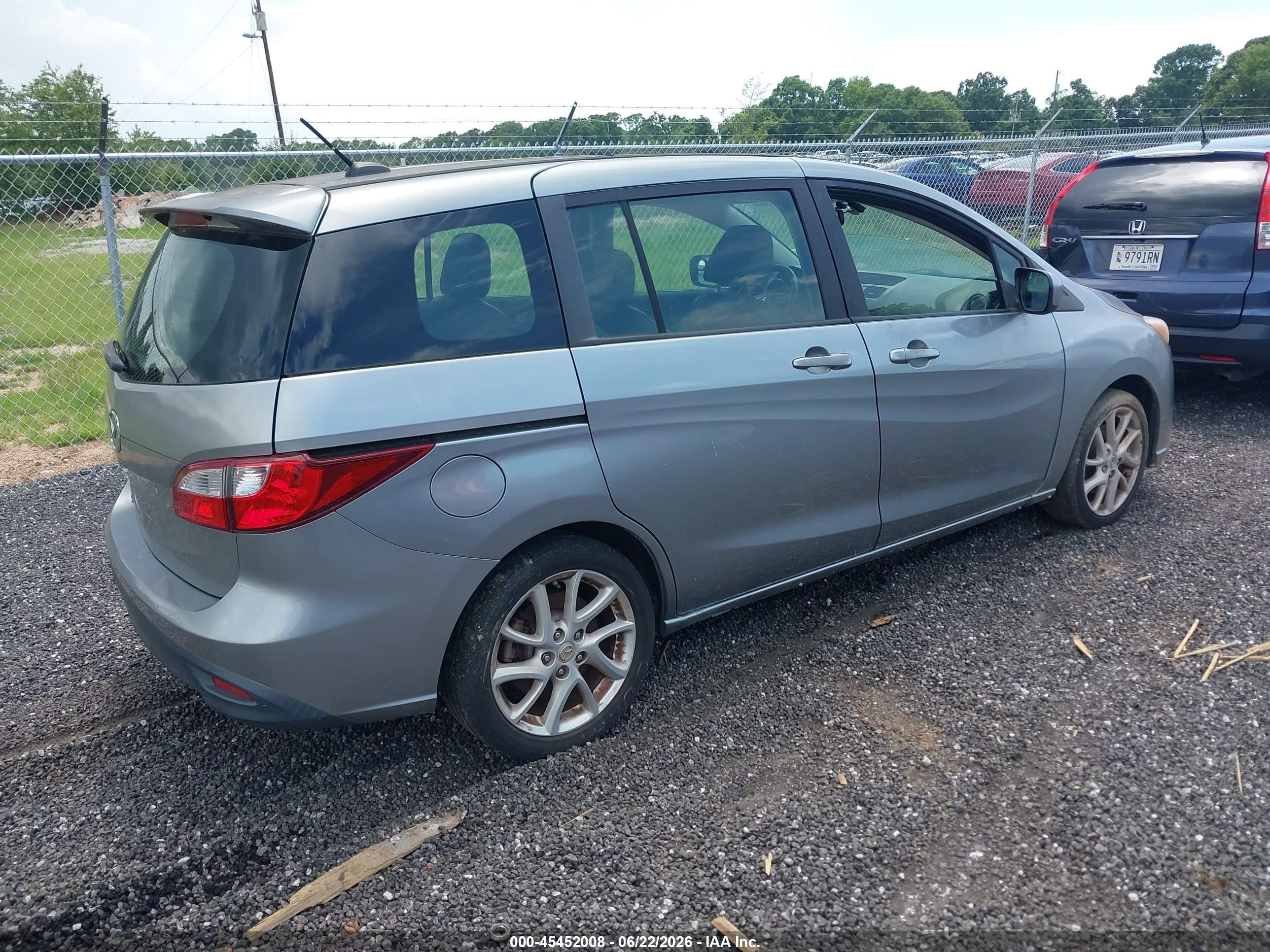 2012 Mazda Mazda5 Grand Touring Silver vin: JM1CW2DL2C0102187