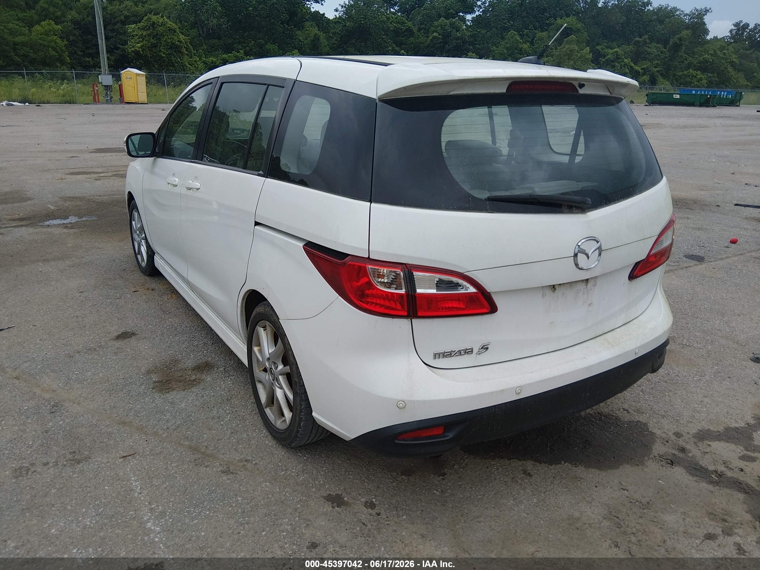 2013 Mazda Mazda5 Grand Touring White vin: JM1CW2DL4D0159914