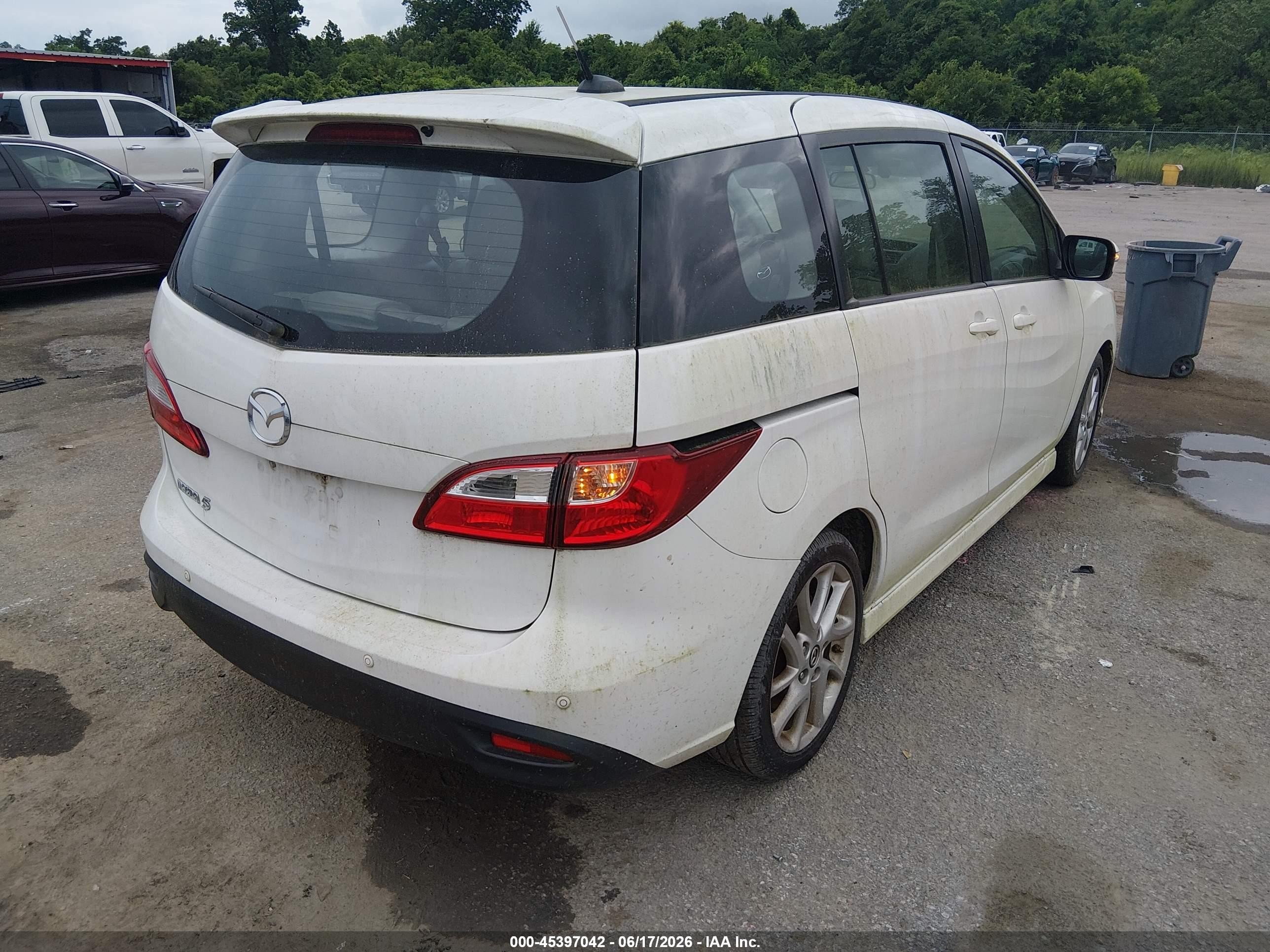 2013 Mazda Mazda5 Grand Touring White vin: JM1CW2DL4D0159914