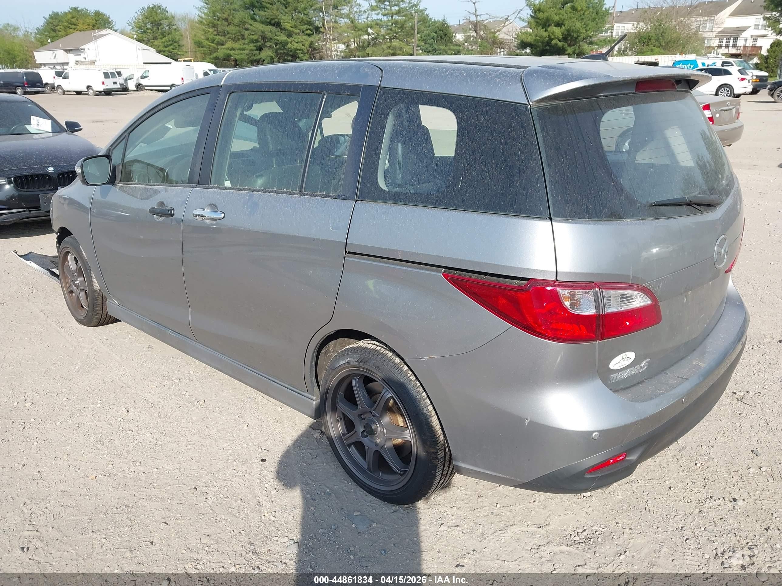 2014 Mazda Mazda5 Grand Touring Silver vin: JM1CW2DL5E0163245