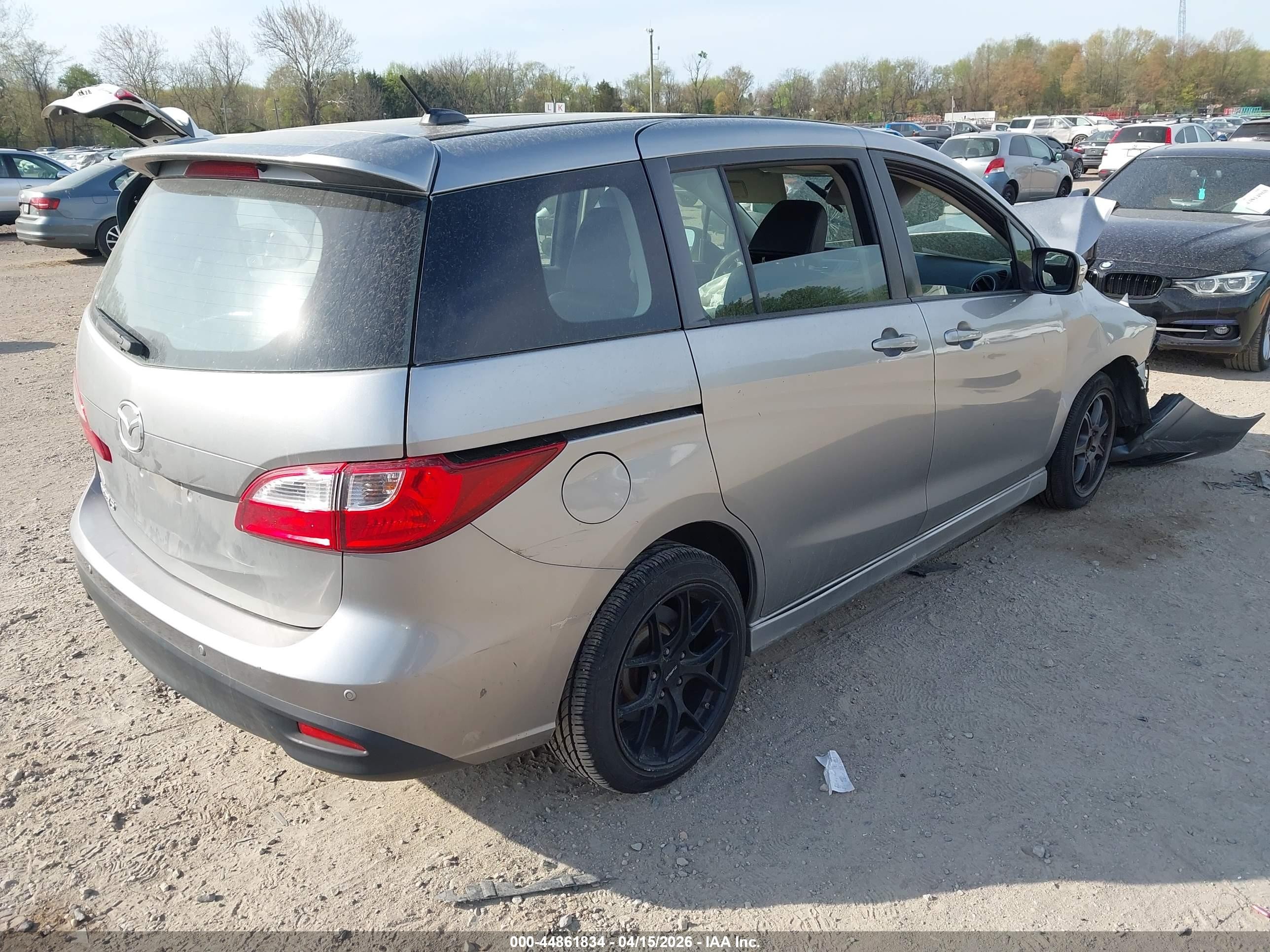 2014 Mazda Mazda5 Grand Touring Silver vin: JM1CW2DL5E0163245