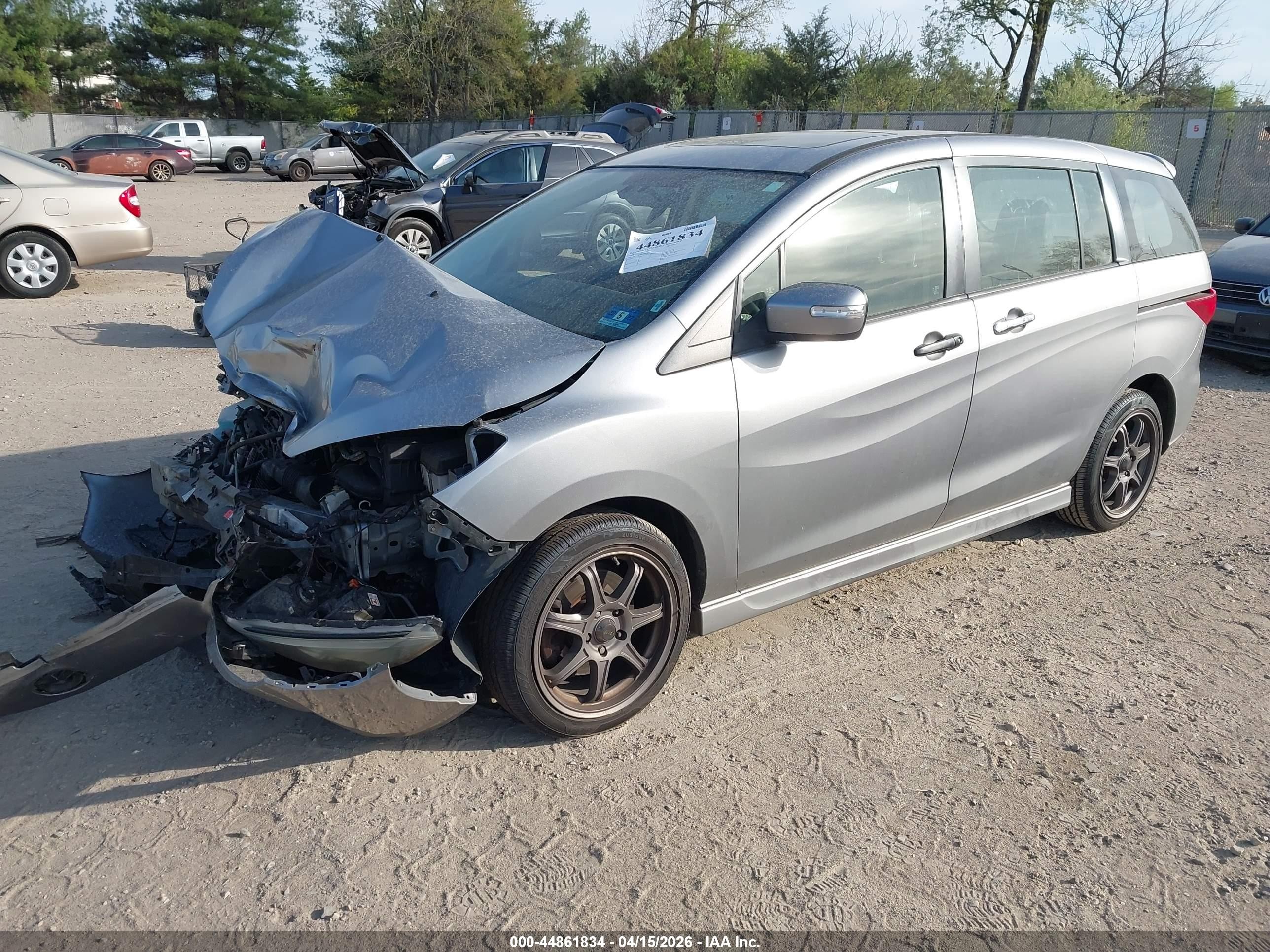 2014 Mazda Mazda5 Grand Touring Silver vin: JM1CW2DL5E0163245