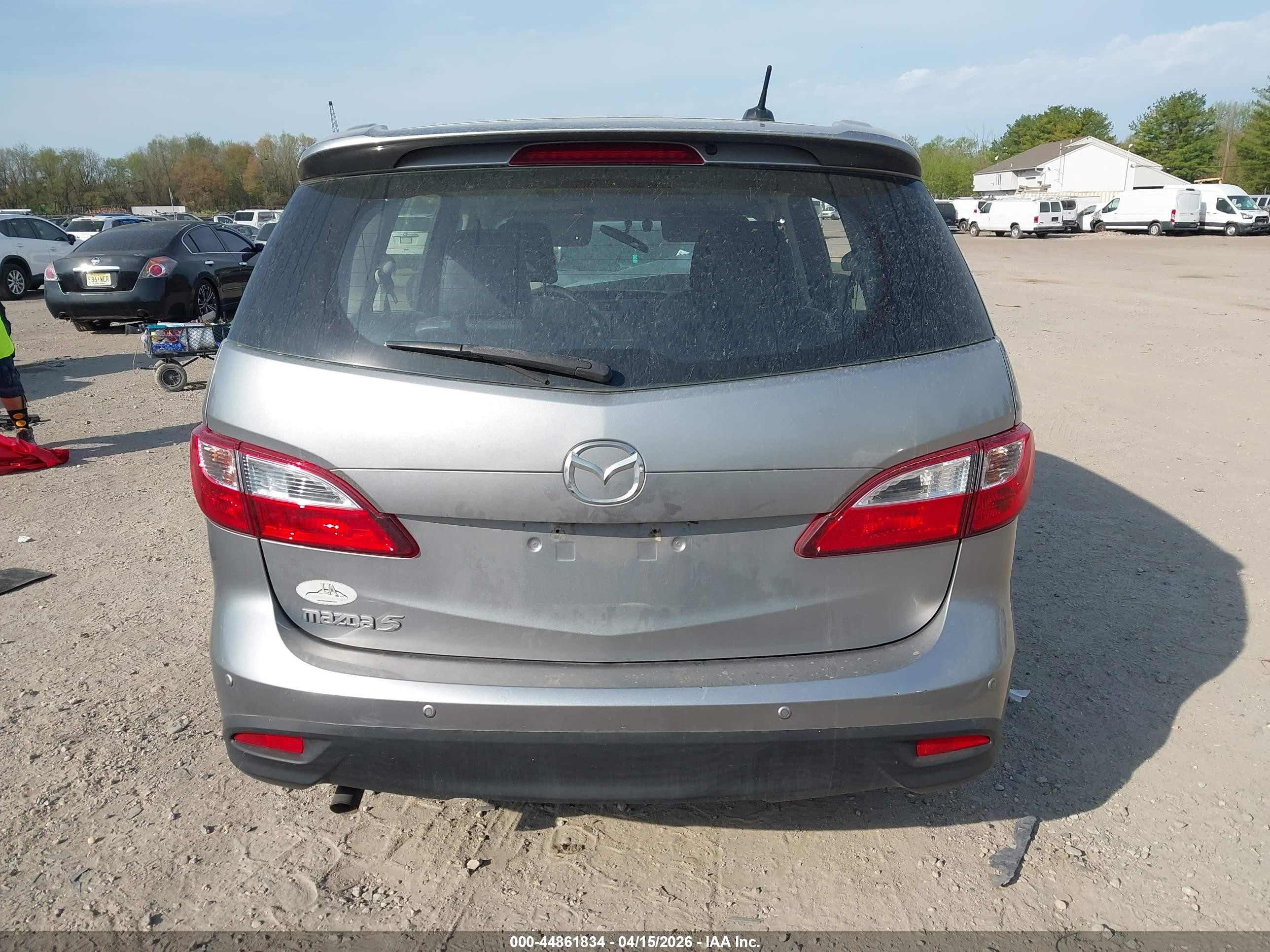 2014 Mazda Mazda5 Grand Touring Silver vin: JM1CW2DL5E0163245