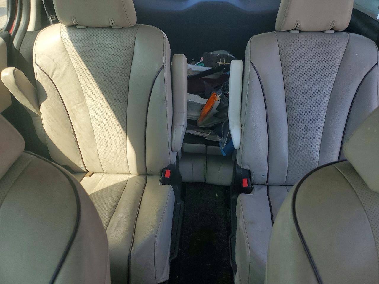 2014 Mazda 5 Grand Touring Red vin: JM1CW2DL5E0173208