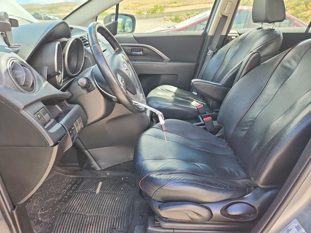 2013 Mazda 5 Silver vin: JM1CW2DL6D0158411