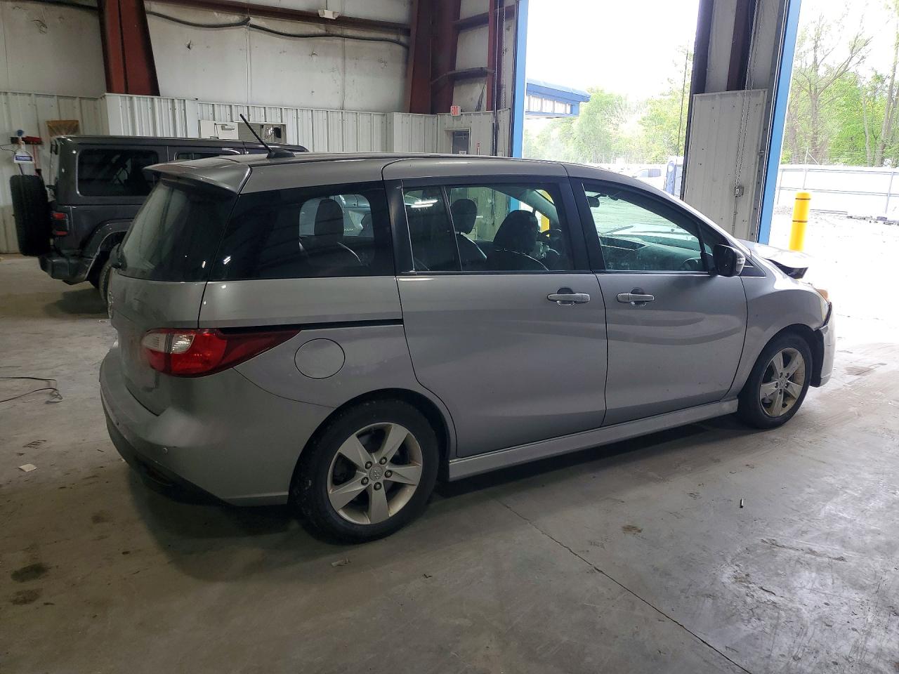 2013 Mazda 5 Gray vin: JM1CW2DL8D0150214