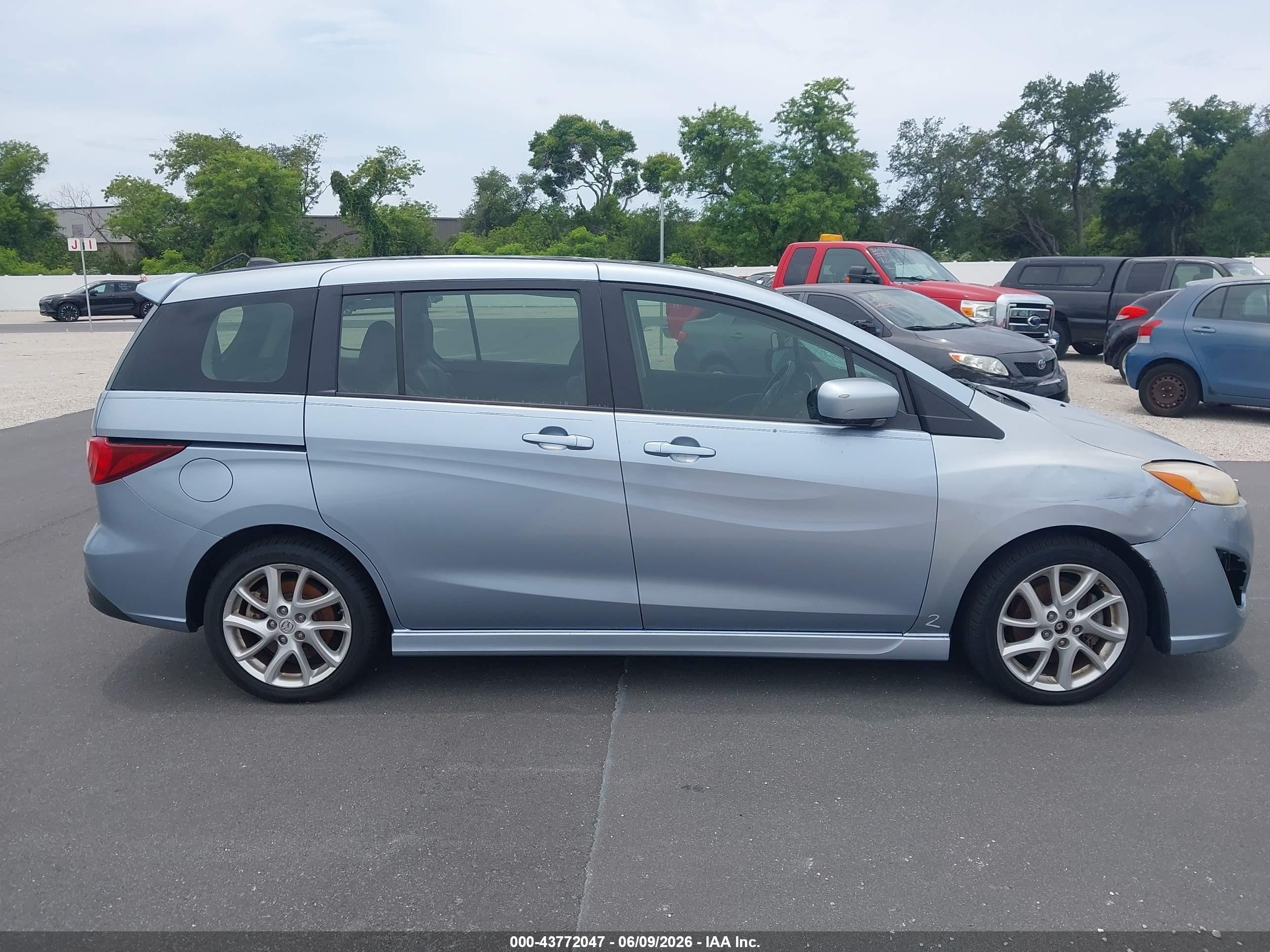 2012 Mazda Mazda5 Grand Touring Серебряный vin: JM1CW2DLXC0111865