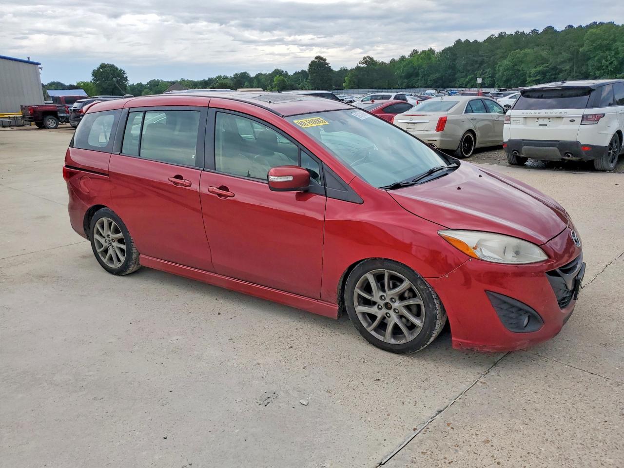 2015 Mazda 5 Grand Touring Red vin: JM1CW2DLXF0180334
