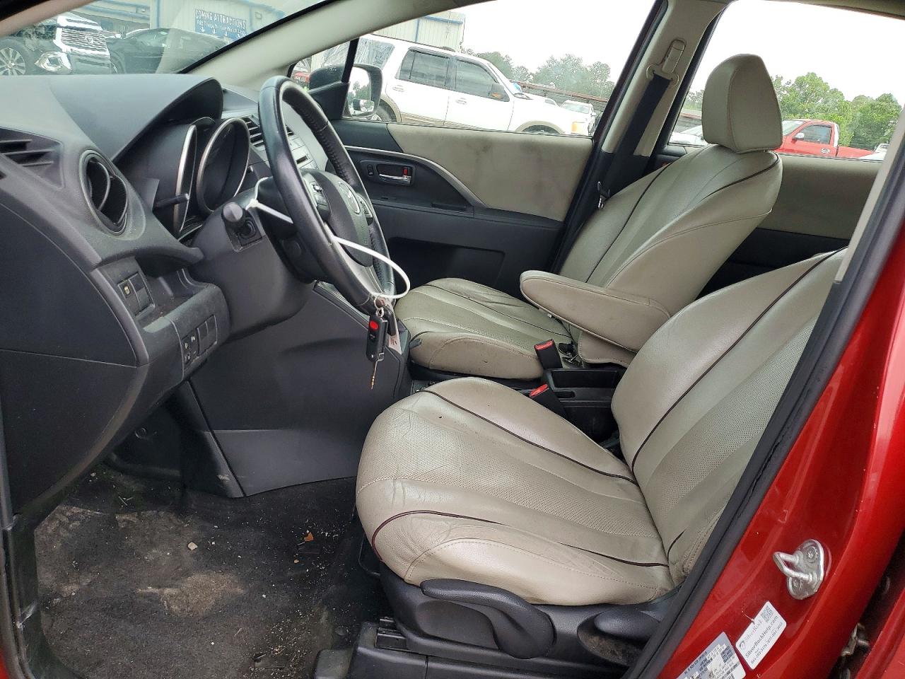 2015 Mazda 5 Grand Touring Red vin: JM1CW2DLXF0180334