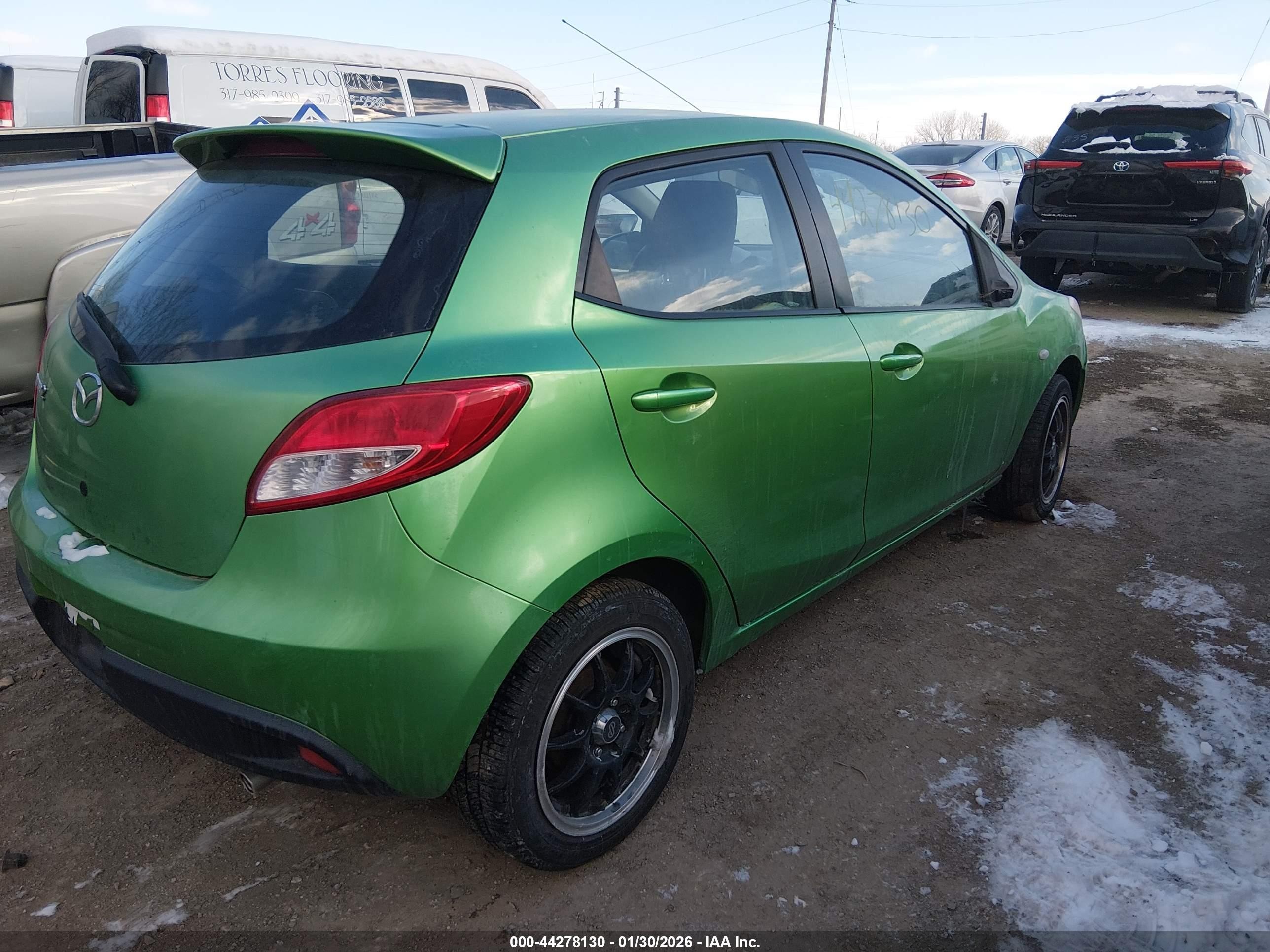 2011 Mazda Mazda2   Green vin: JM1DE1HY0B0102825