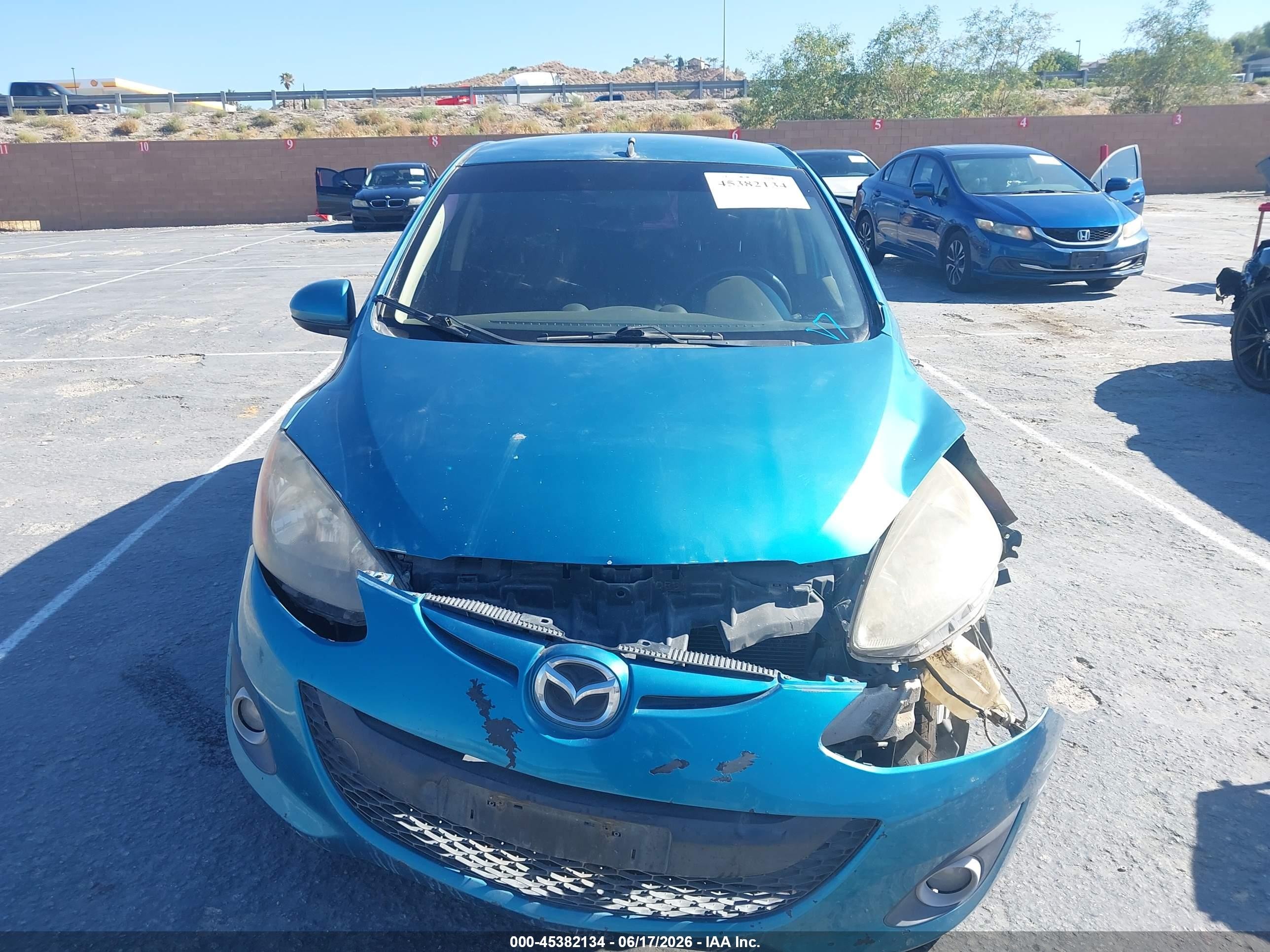 2011 Mazda Mazda2 Touring Blue vin: JM1DE1HY0B0131239