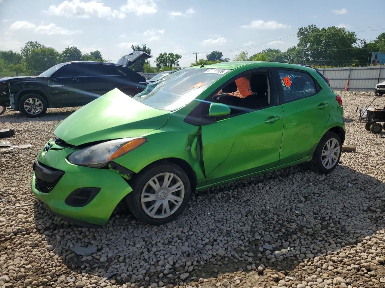 2011 Mazda Mazda2 Green vin: JM1DE1HY3B0116153