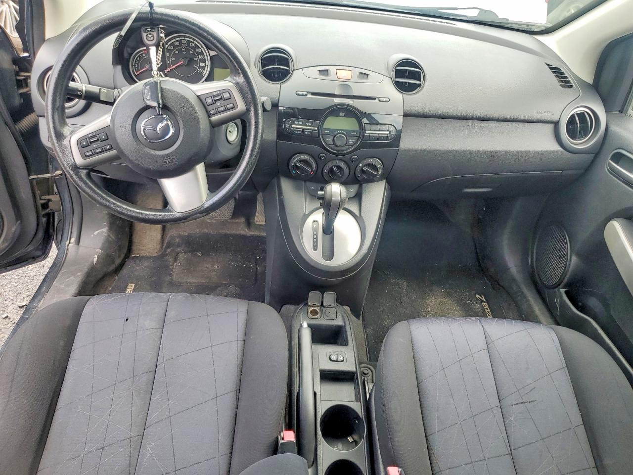 2011 Mazda Mazda2 Blue vin: JM1DE1HY9B0102743