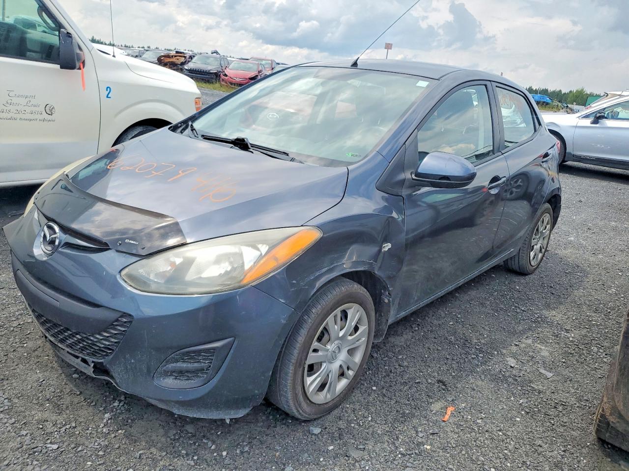 2011 Mazda Mazda2 Blue vin: JM1DE1HY9B0102743