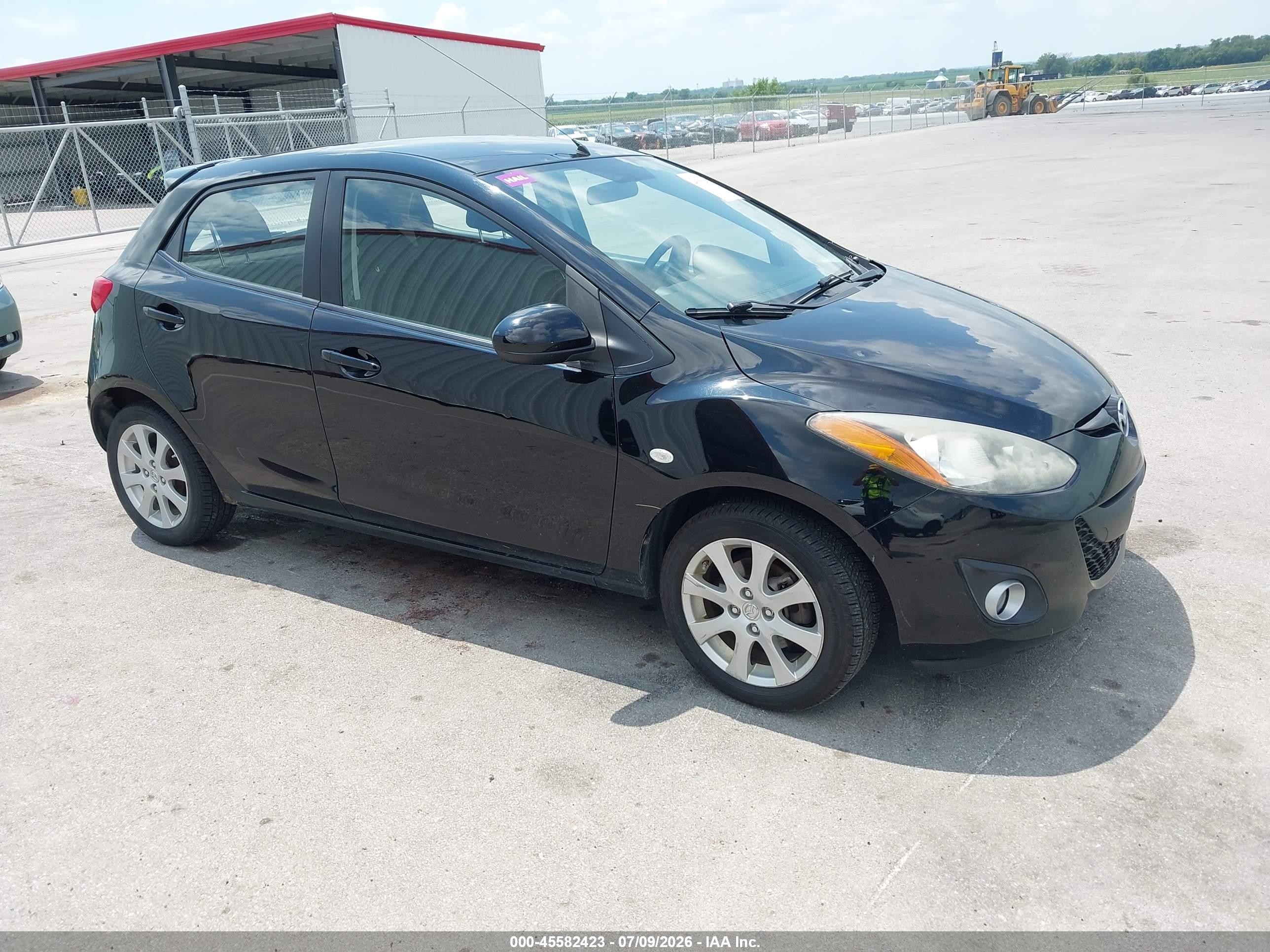 2011 Mazda Mazda2 Touring Black vin: JM1DE1HY9B0127951