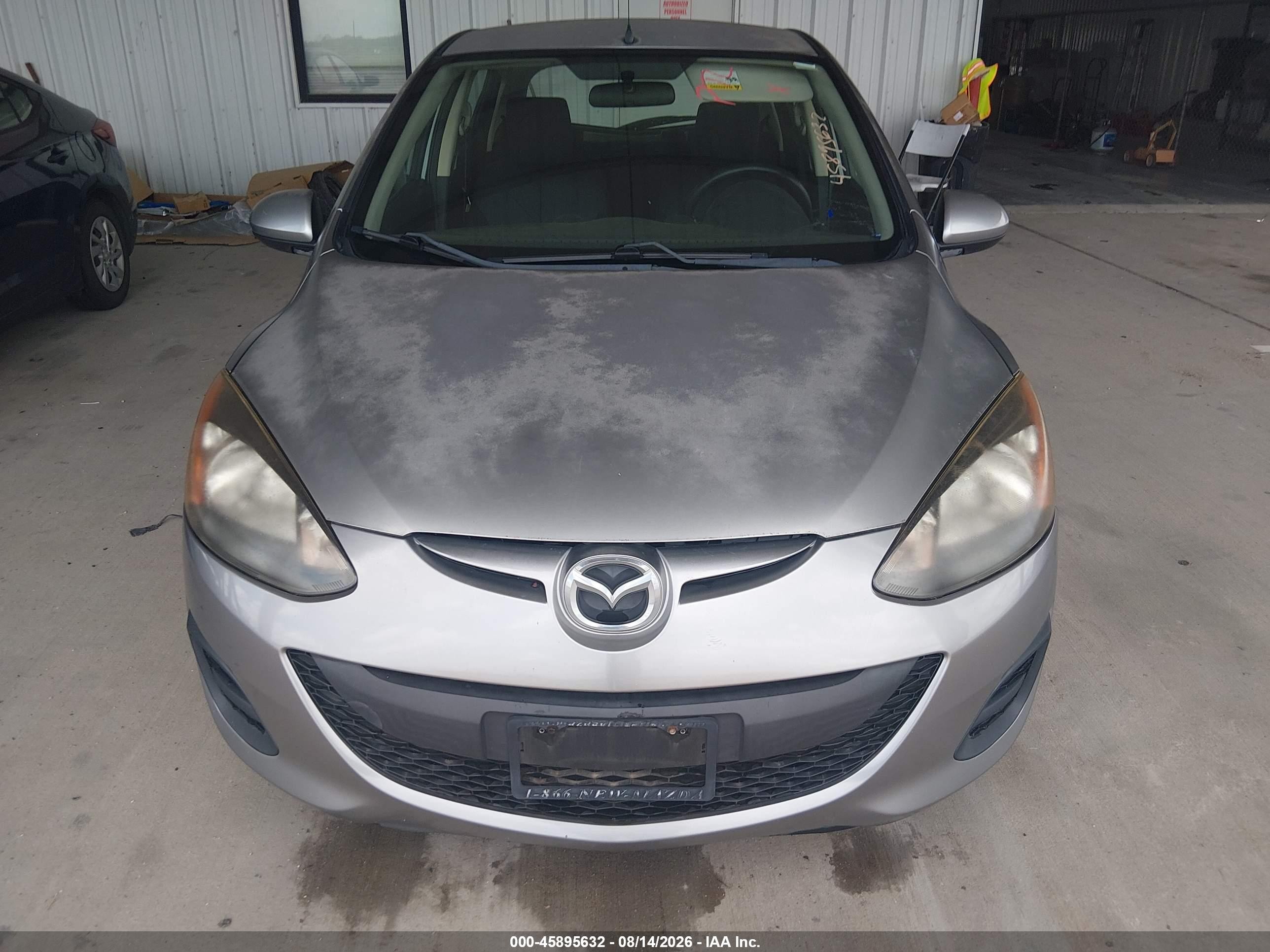 2011 Mazda Mazda2 Sport Серебряный vin: JM1DE1HY9B0128954