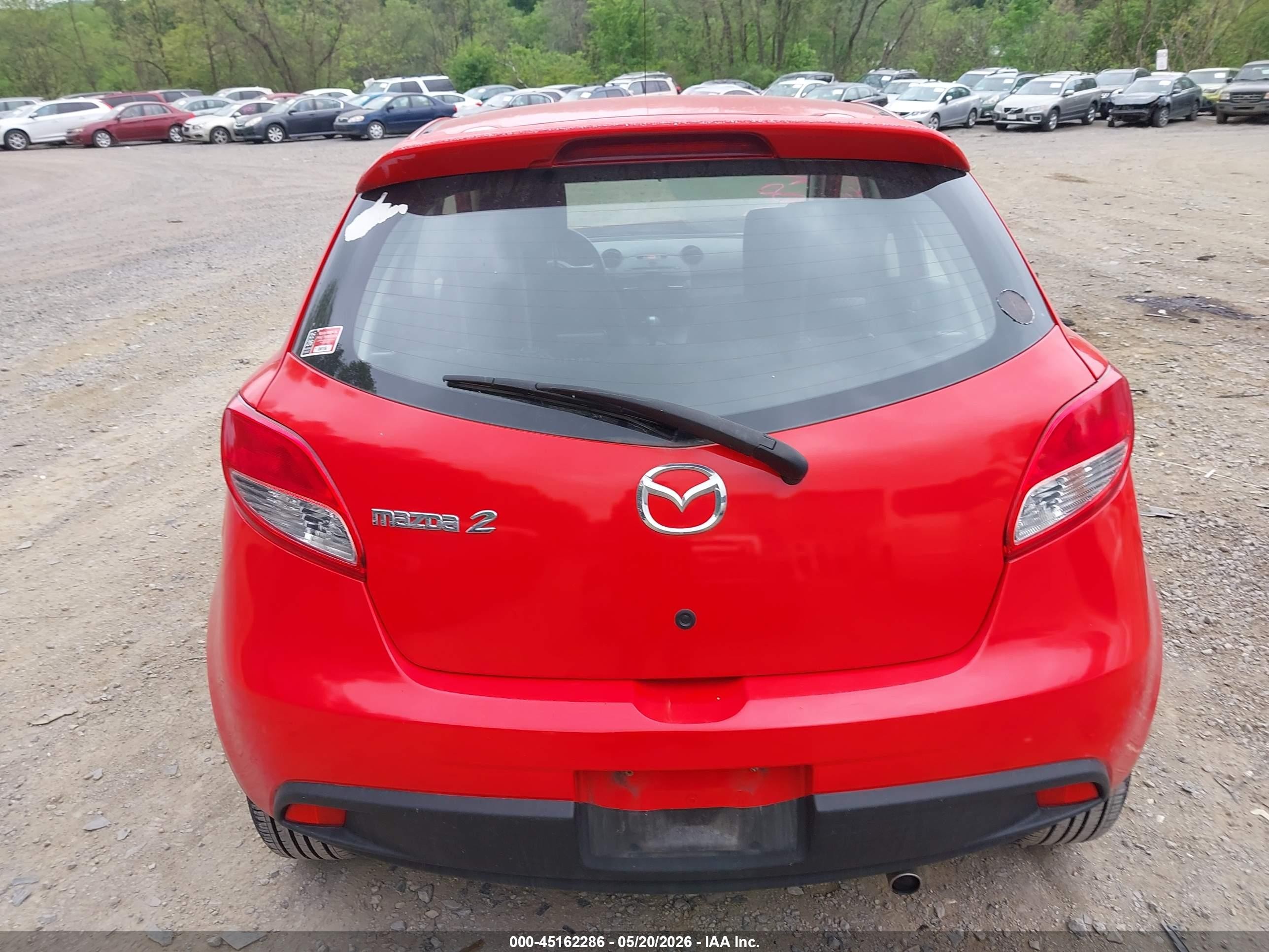 2011 Mazda Mazda2 Touring Красный vin: JM1DE1HZ0B0118774