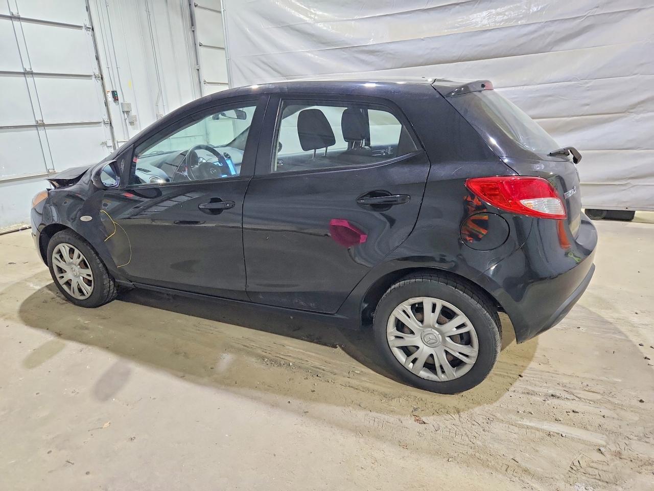 2011 Mazda Mazda2 Black vin: JM1DE1HZ2B0119781