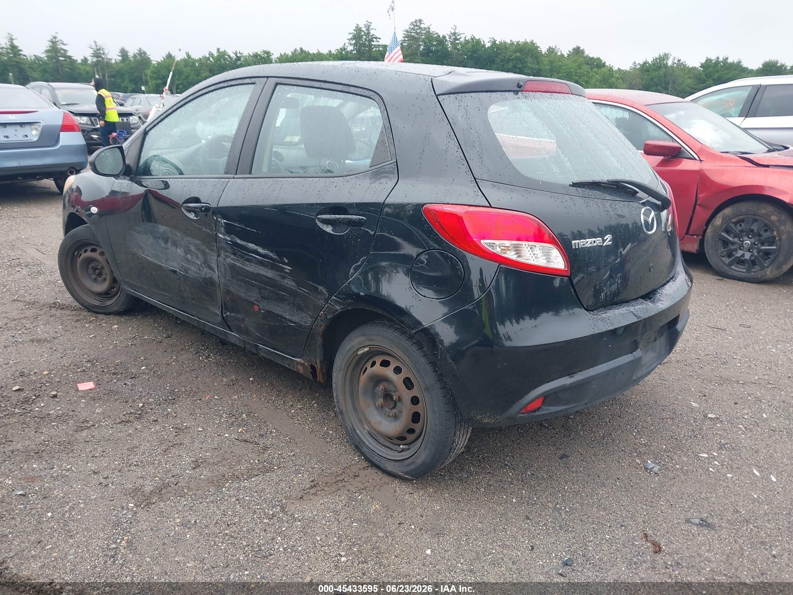 2011 Mazda Mazda2 Sport Black vin: JM1DE1HZ4B0111892