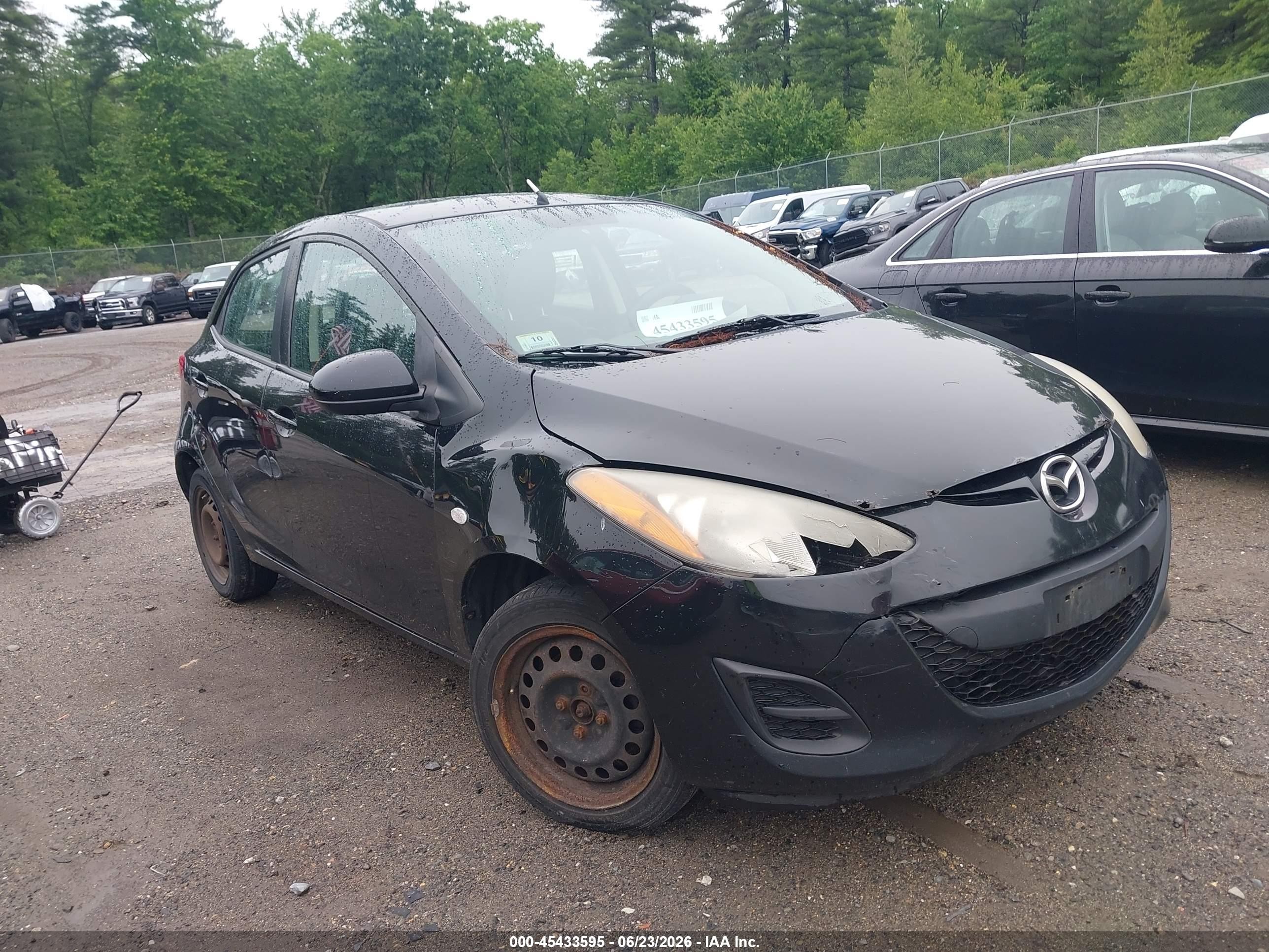 2011 Mazda Mazda2 Sport Black vin: JM1DE1HZ4B0111892