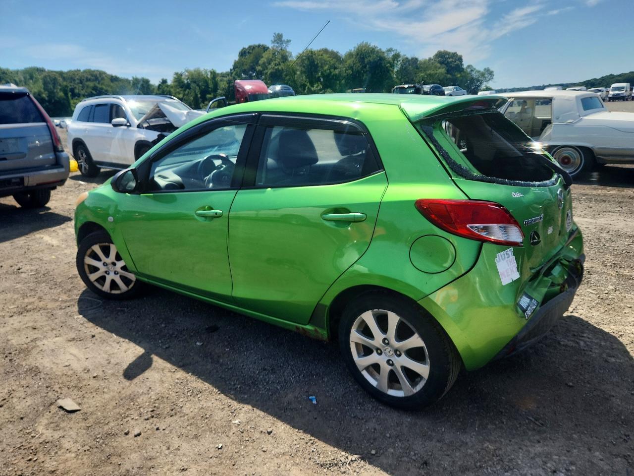 2011 Mazda Mazda2 Green vin: JM1DE1HZ5B0108757