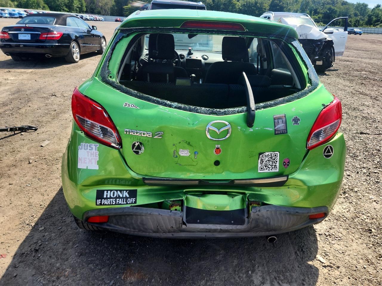 2011 Mazda Mazda2 Green vin: JM1DE1HZ5B0108757