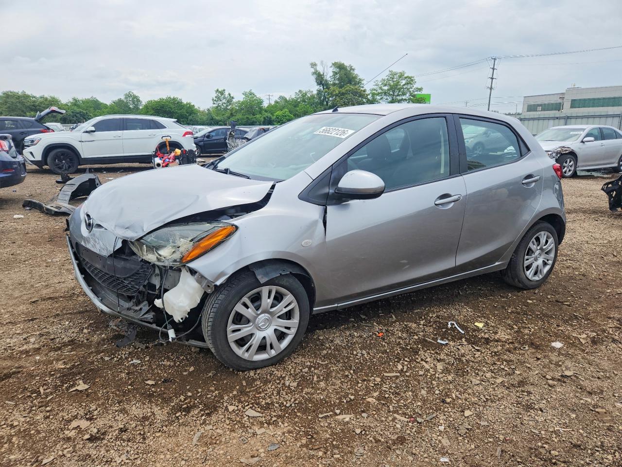 2011 Mazda Mazda2 Silver vin: JM1DE1HZ6B0105348