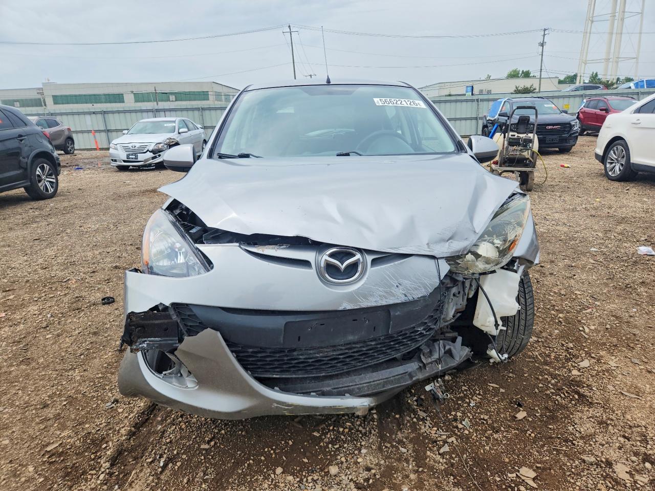 2011 Mazda Mazda2 Silver vin: JM1DE1HZ6B0105348