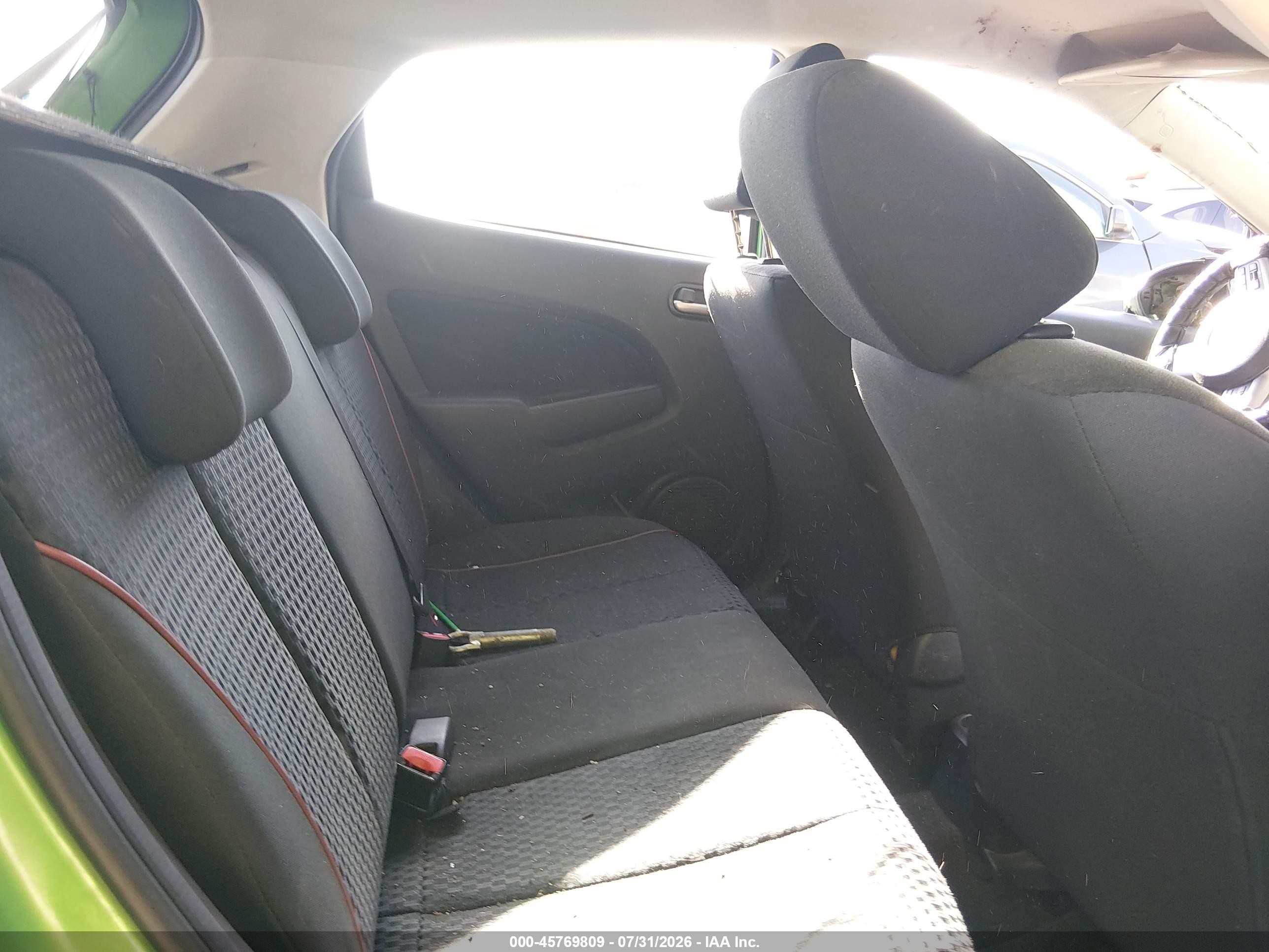 2011 Mazda Mazda2 Touring Green vin: JM1DE1HZ8B0112804