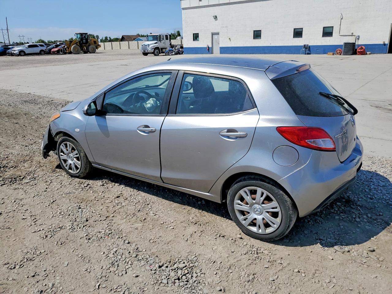 2011 Mazda Mazda2 Silver vin: JM1DE1HZ9B0125612