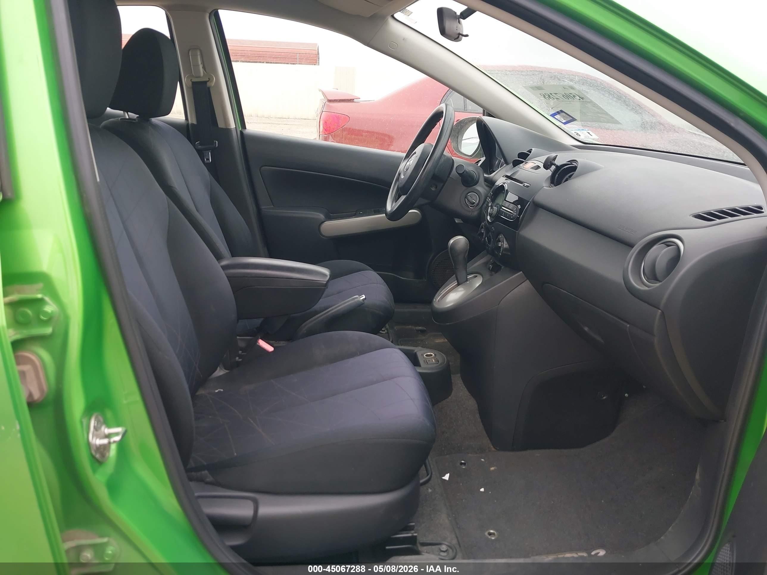 2013 Mazda Mazda2 Sport Green vin: JM1DE1KY0D0154418