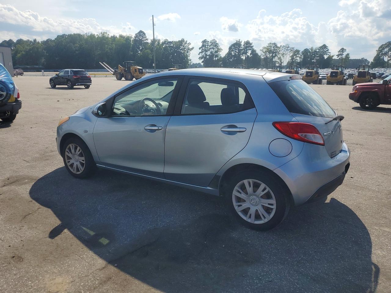 2013 Mazda Mazda2 Blue vin: JM1DE1KY0D0155780
