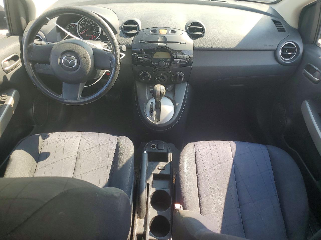 2013 Mazda Mazda2 Blue vin: JM1DE1KY0D0155780