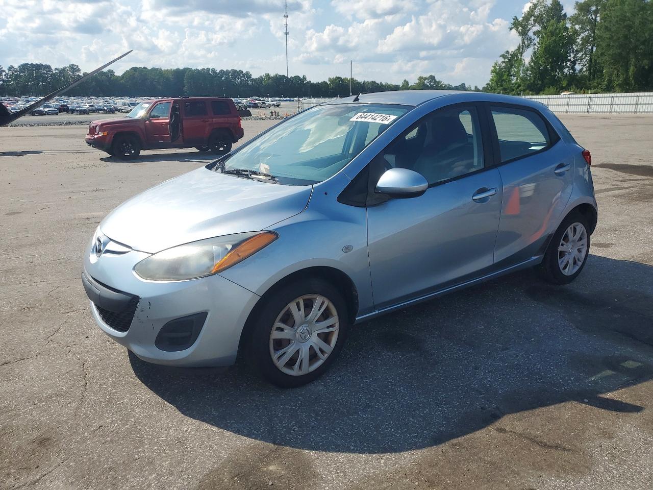 2013 Mazda Mazda2 Blue vin: JM1DE1KY0D0155780