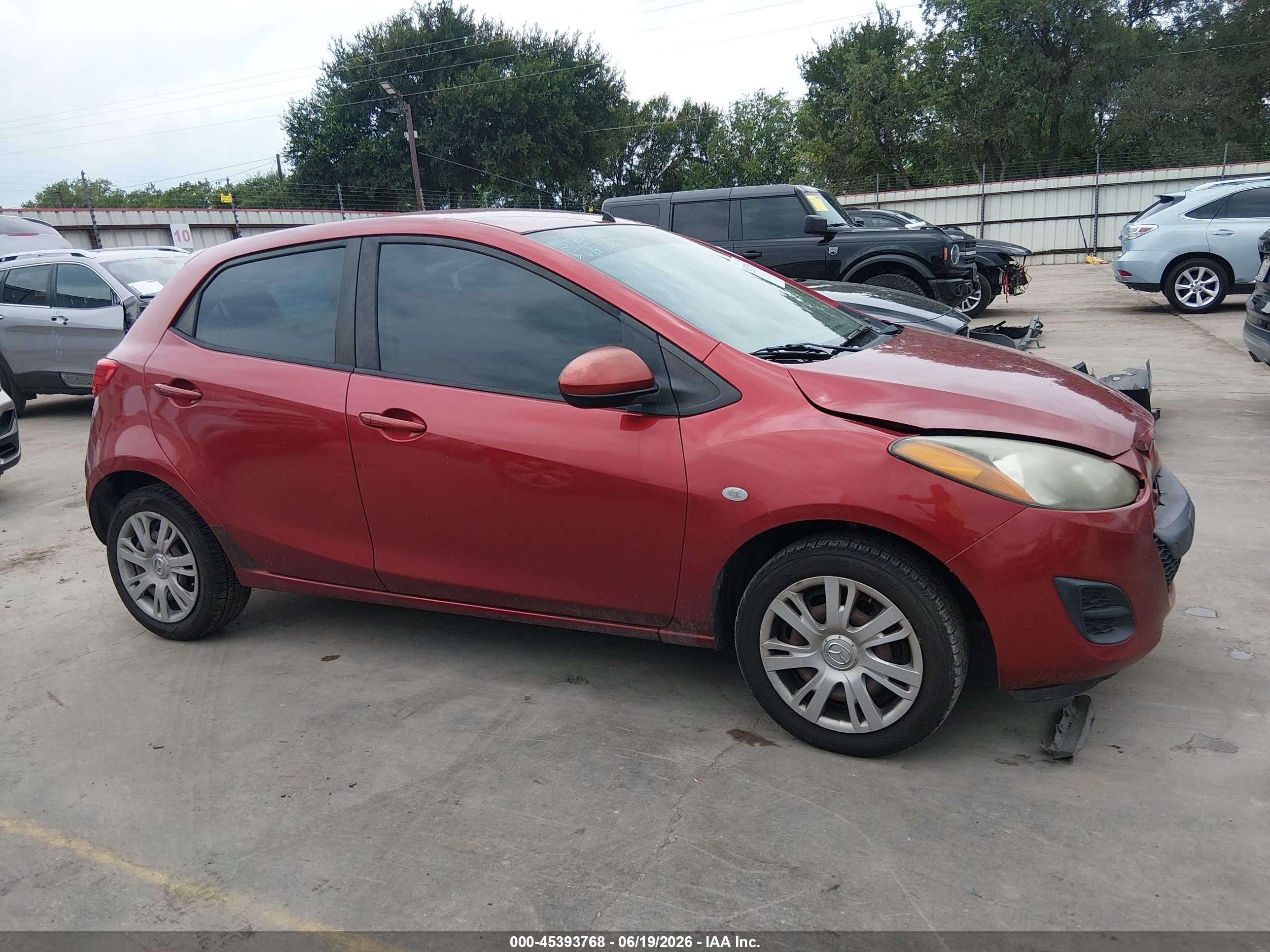 2014 Mazda Mazda2 Sport Burgundy vin: JM1DE1KY0E0171446