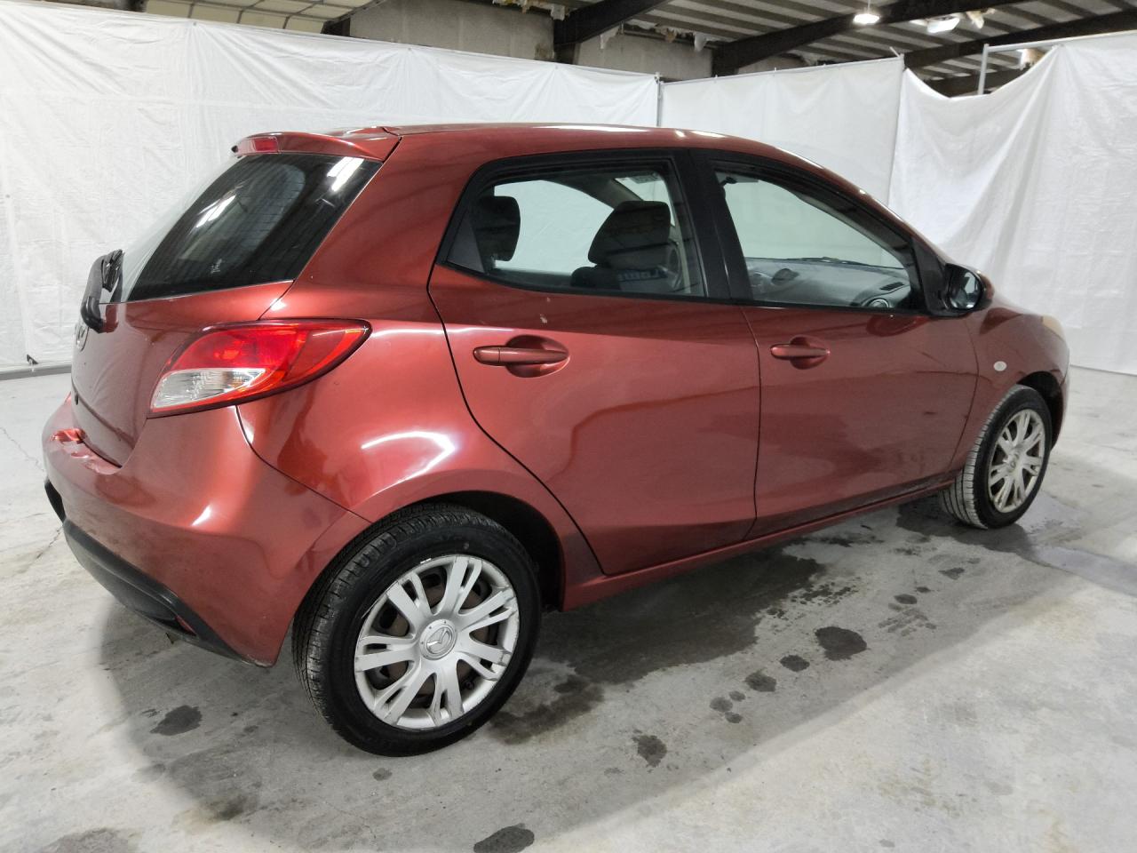 2014 Mazda Mazda2 Sport Burgundy vin: JM1DE1KY0E0174167 Damage: Right Rear Wheel Cover, Curb Rash, > 12 Inches