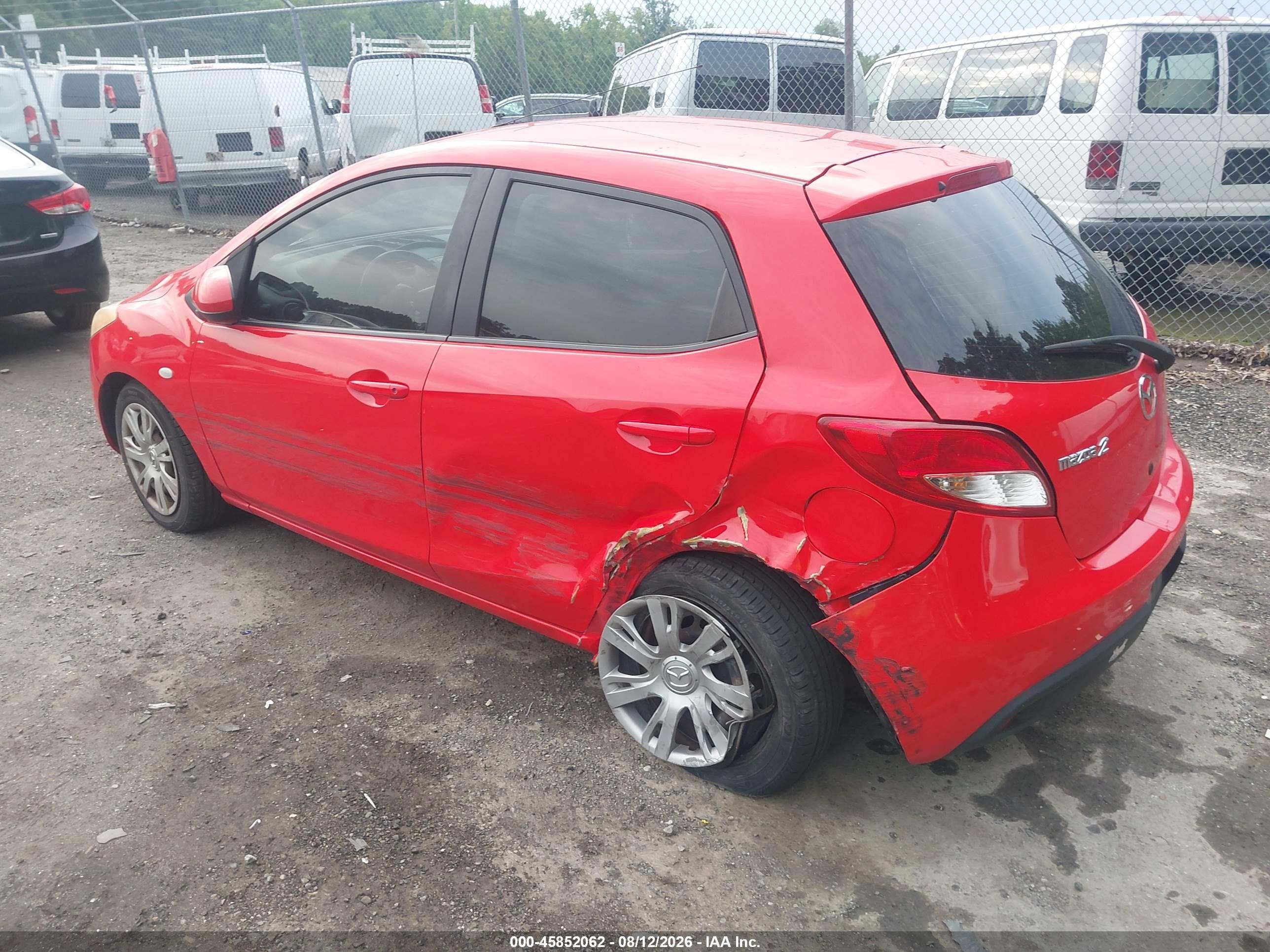 2014 Mazda Mazda2 Sport Красный vin: JM1DE1KY0E0183547